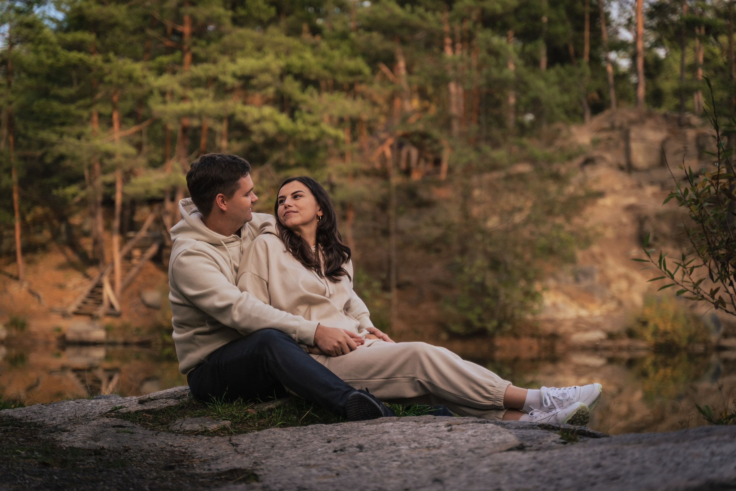 Сімейна фотосесія на природі біля Коростишівського карєру. Сімейний фотограф Київ Наталія Шкаврон