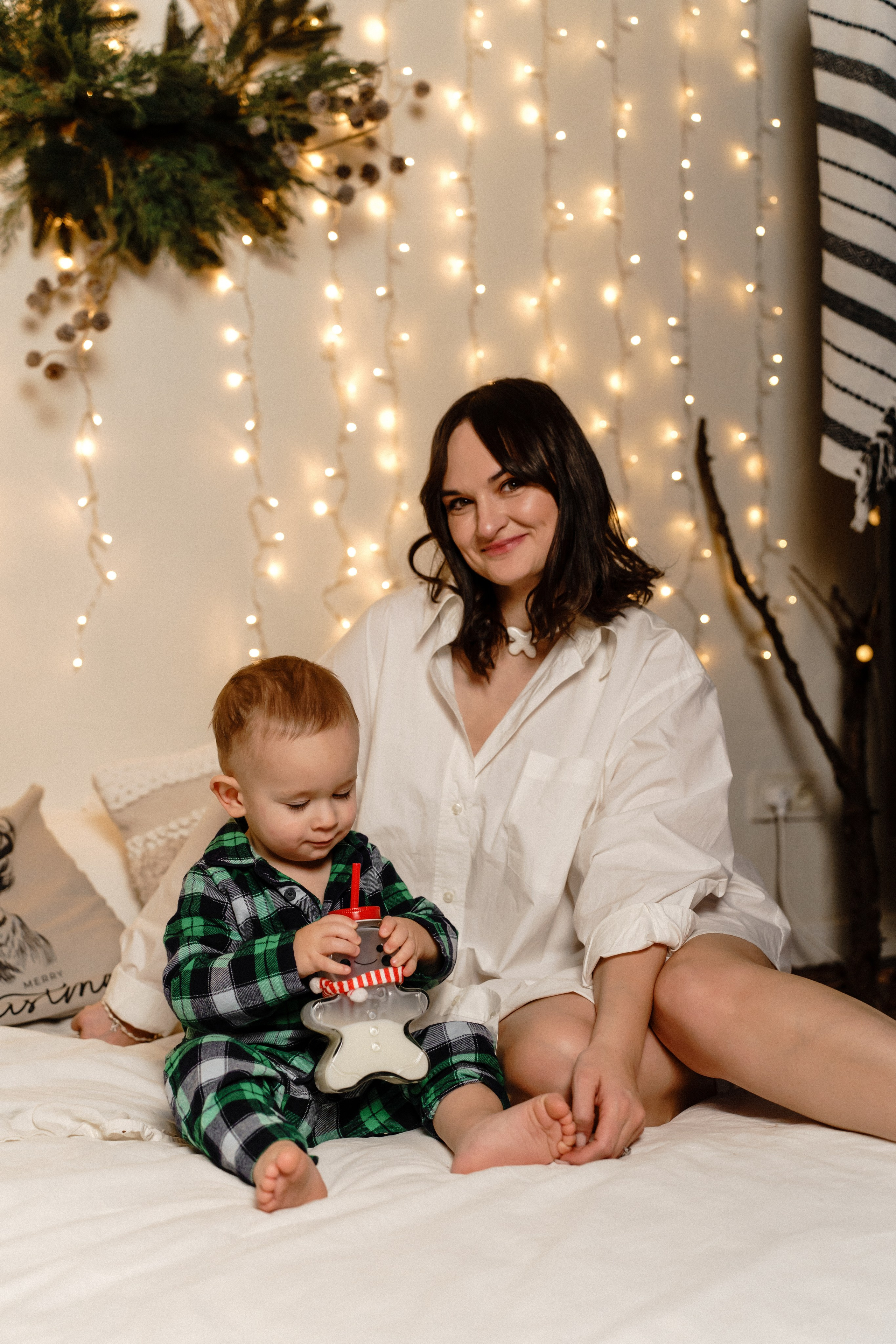 Новорічна фотосесія мами та сина. Family photographer in Kiev Natalia Shkavron