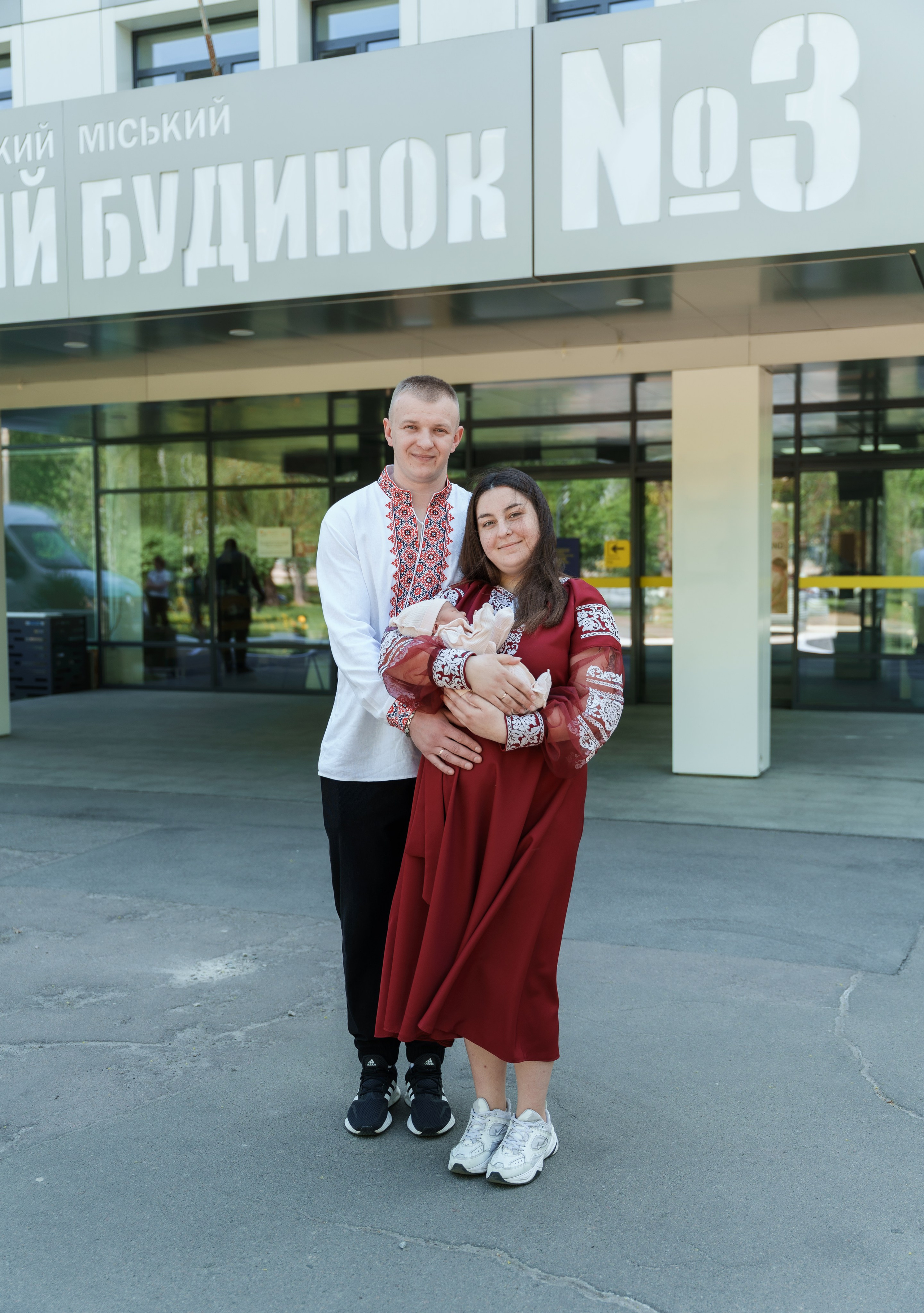 Виписка з пологового №3. Сімейний фотограф Київ Наталія Шкаврон
