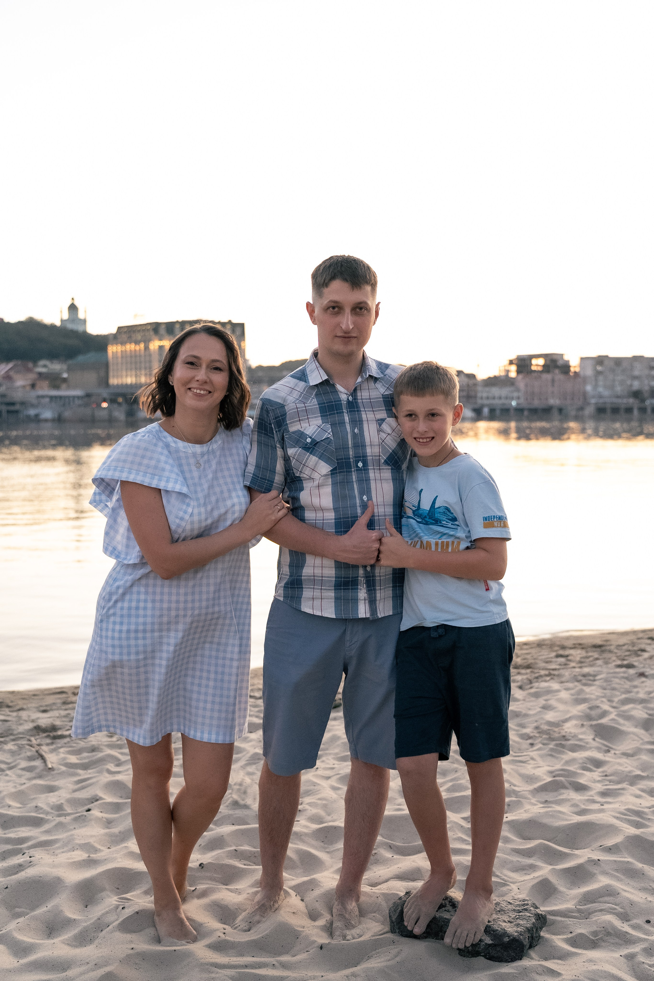 Сімейна фотосесія на Трухановому острові. Сімейний фотограф Київ Наталія Шкаврон