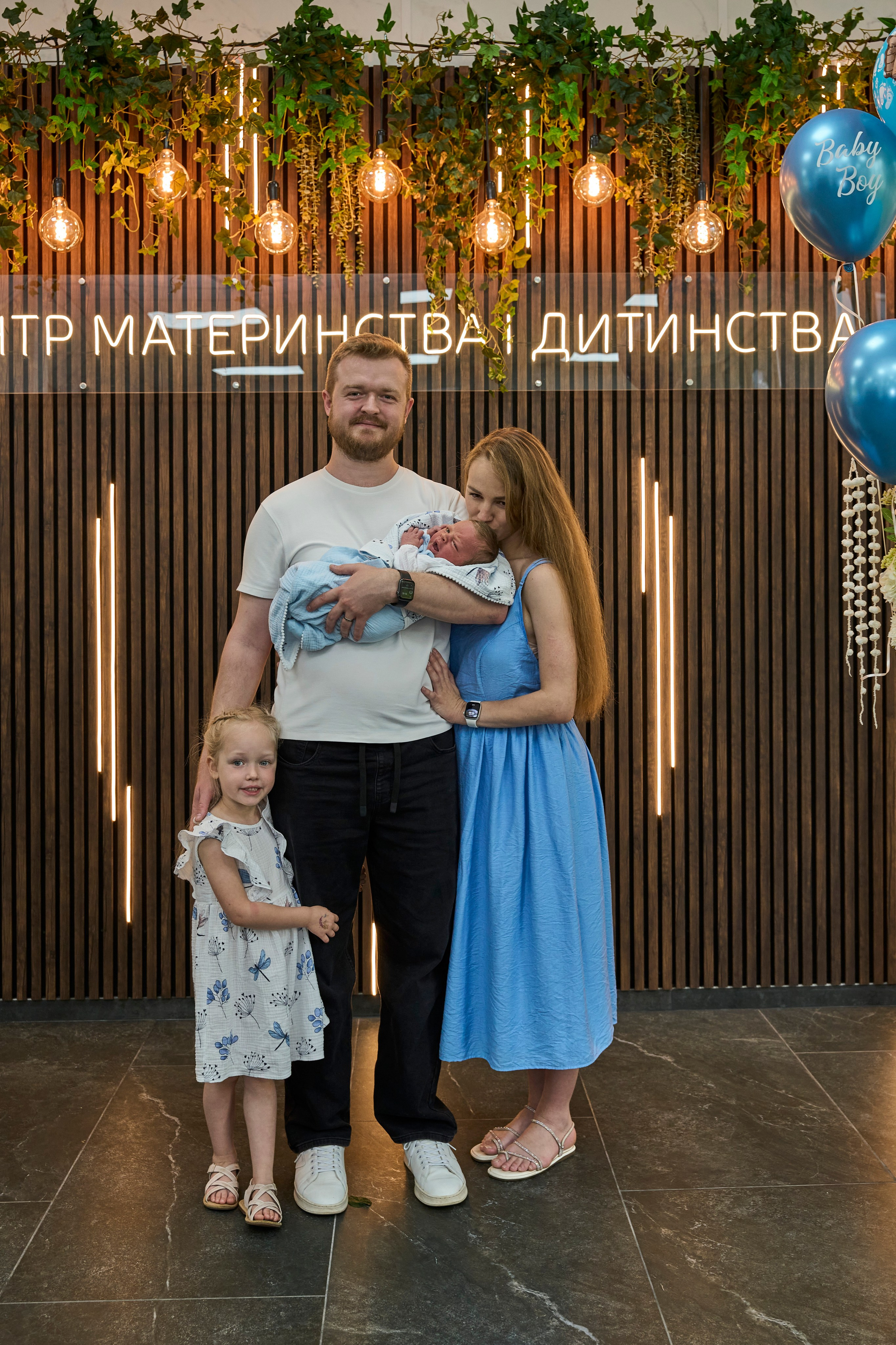 Виписка з пологового №3. Family photographer in Kiev Natalia Shkavron