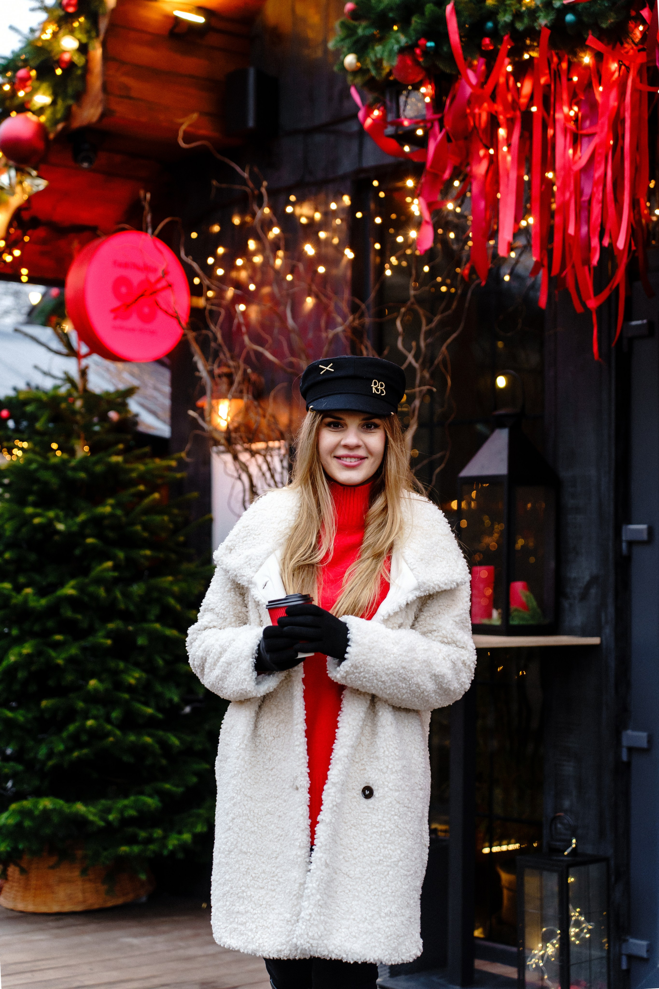 Новорічна індивідуальна фотосесія на ВДНГ. Сімейний фотограф Київ Наталія Шкаврон