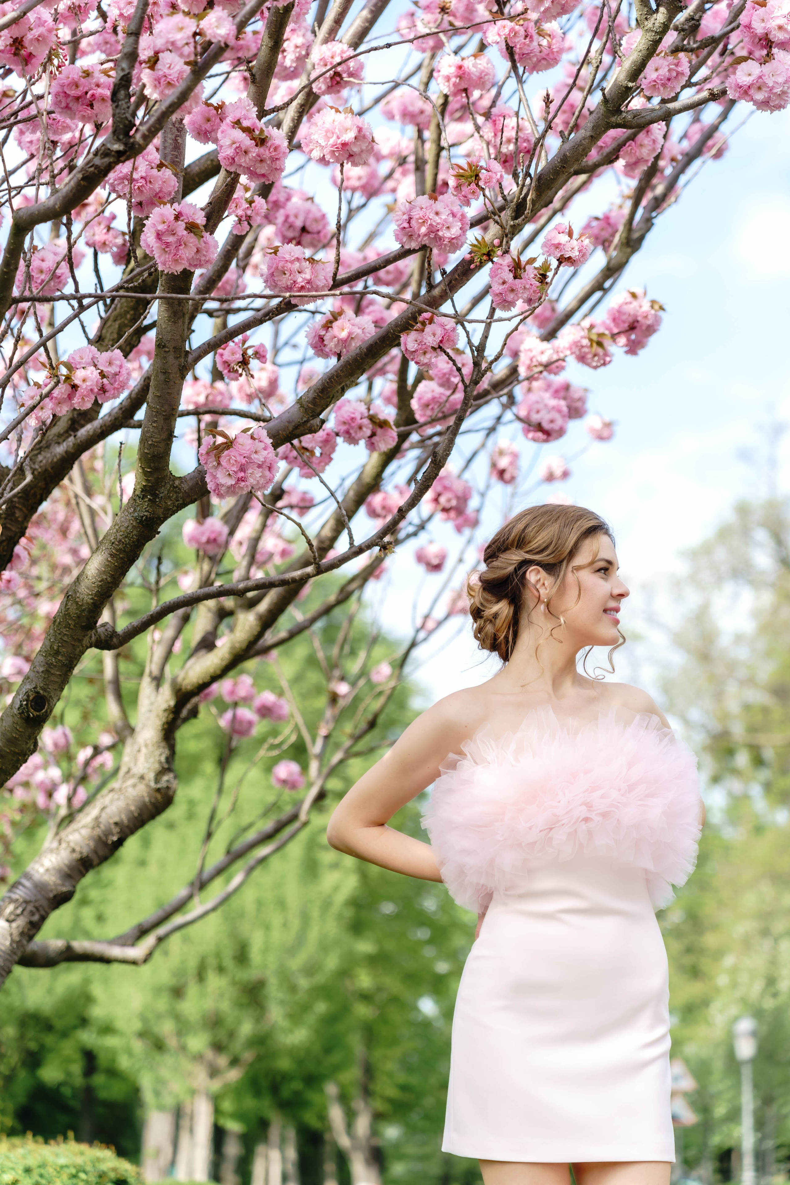 Фотосесія в сакурах. Family photographer in Kiev Natalia Shkavron