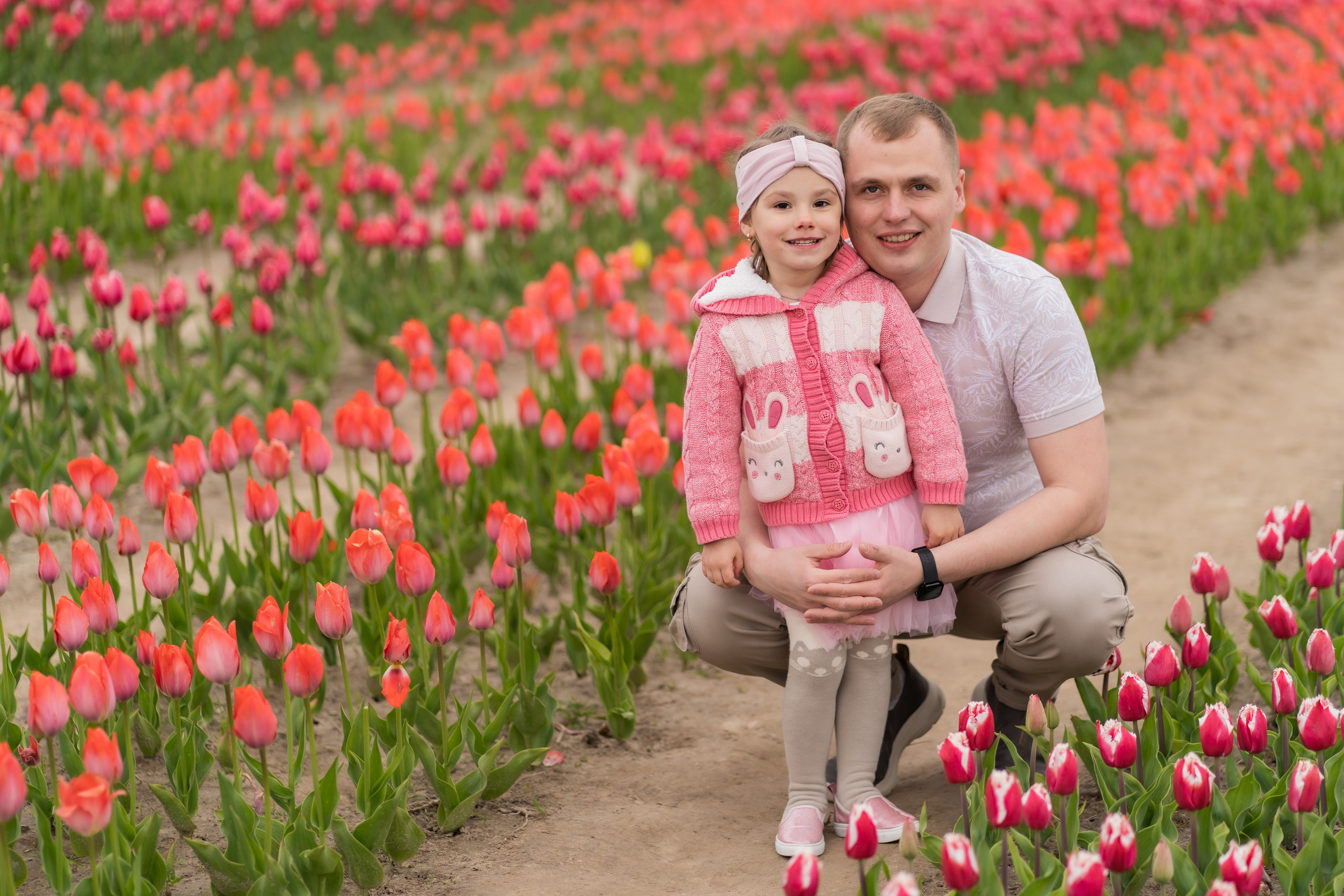 сімейна фотосесія в добропарку, Фотосесія в тюльпанах