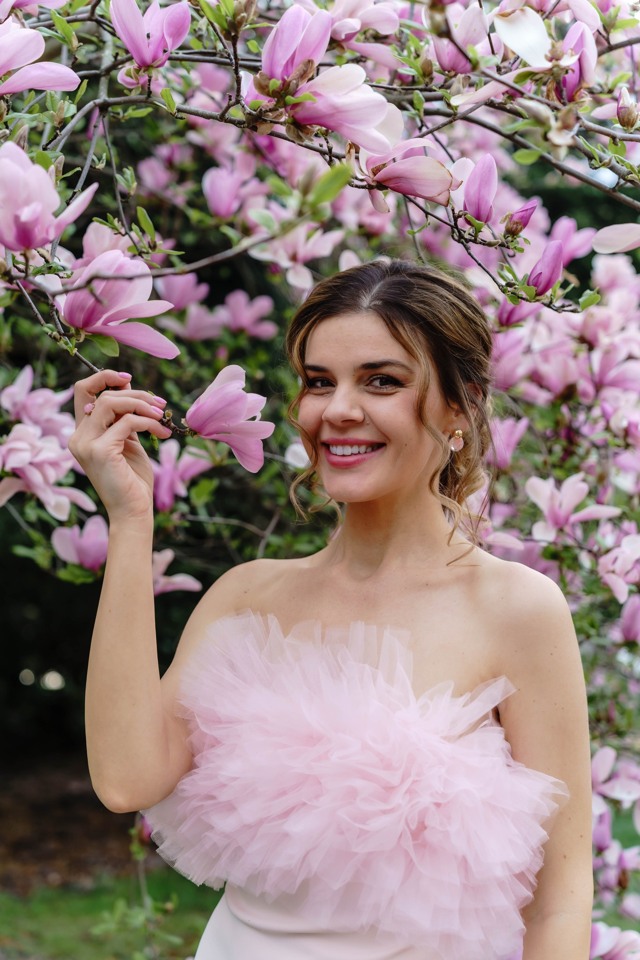 Фотосесія в магноліях. Сімейний фотограф Київ Наталія Шкаврон