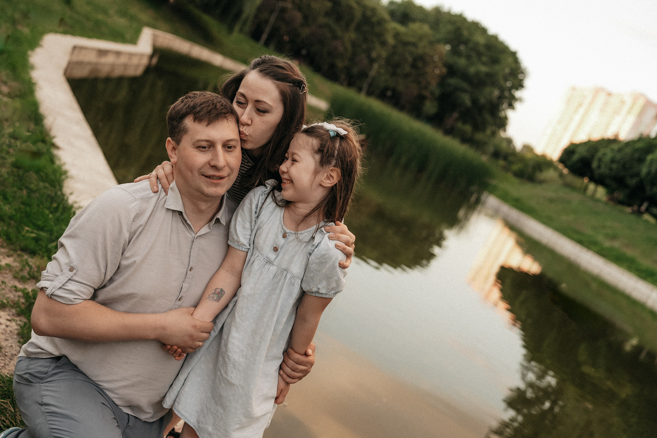 Сімейна фотосесія в парку. Сімейний фотограф Київ Наталія Шкаврон