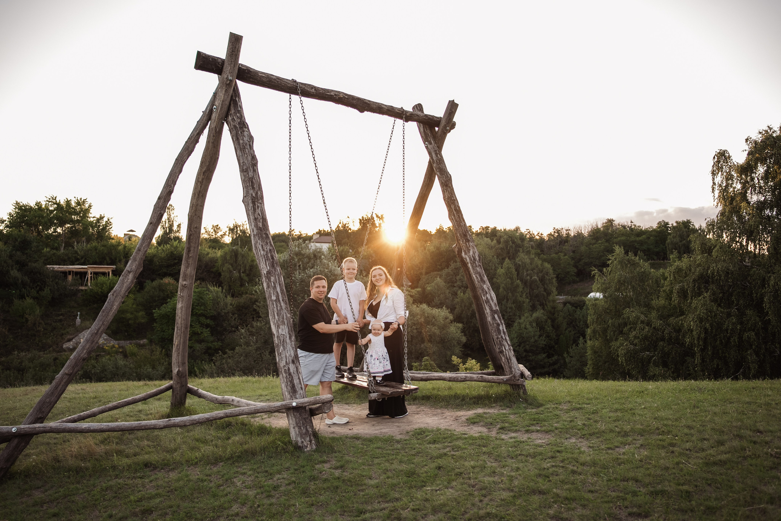 Святкування 1-го дня народження на овечій фермі. Family photographer in Kiev Natalia Shkavron