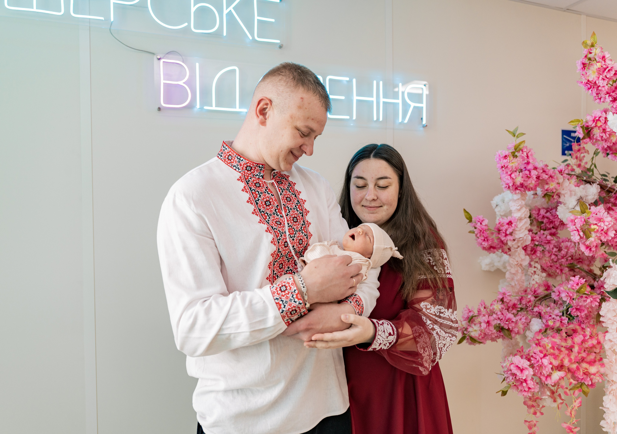 Виписка з пологового №3. Сімейний фотограф Київ Наталія Шкаврон