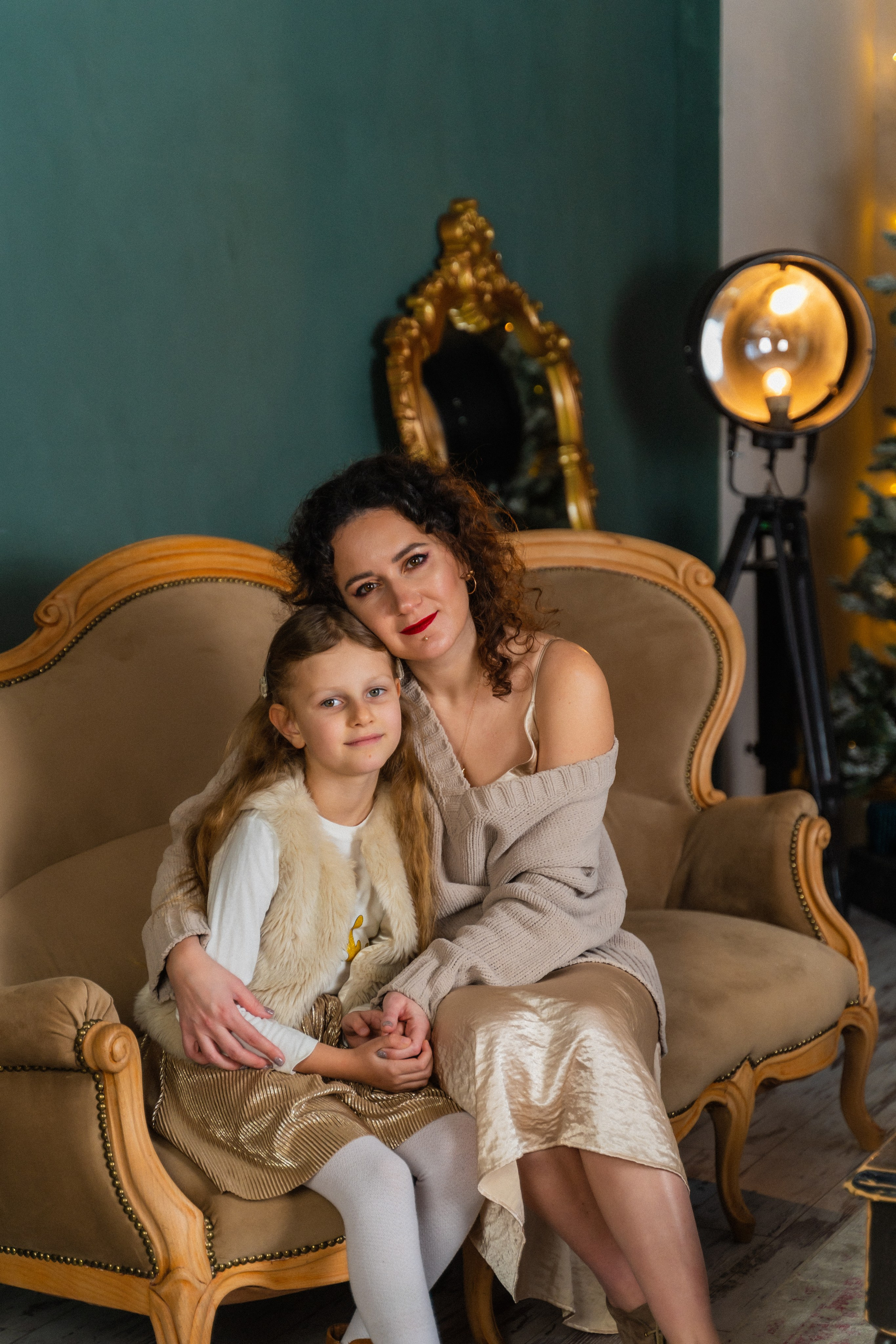 Новорічна фотосесія мама і доня. Сімейний фотограф Київ Наталія Шкаврон