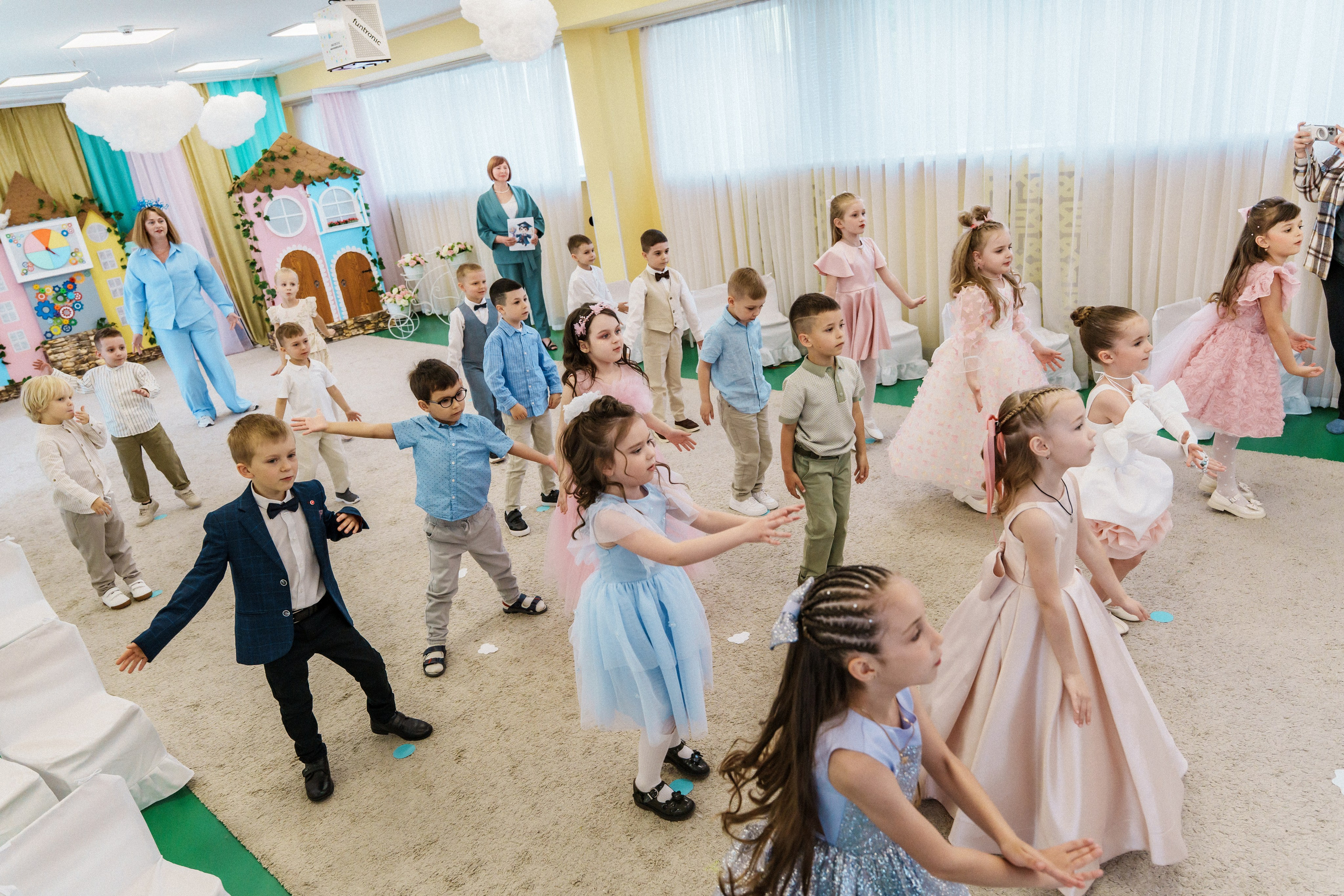 Випускний у садку. Сімейний фотограф Київ Наталія Шкаврон