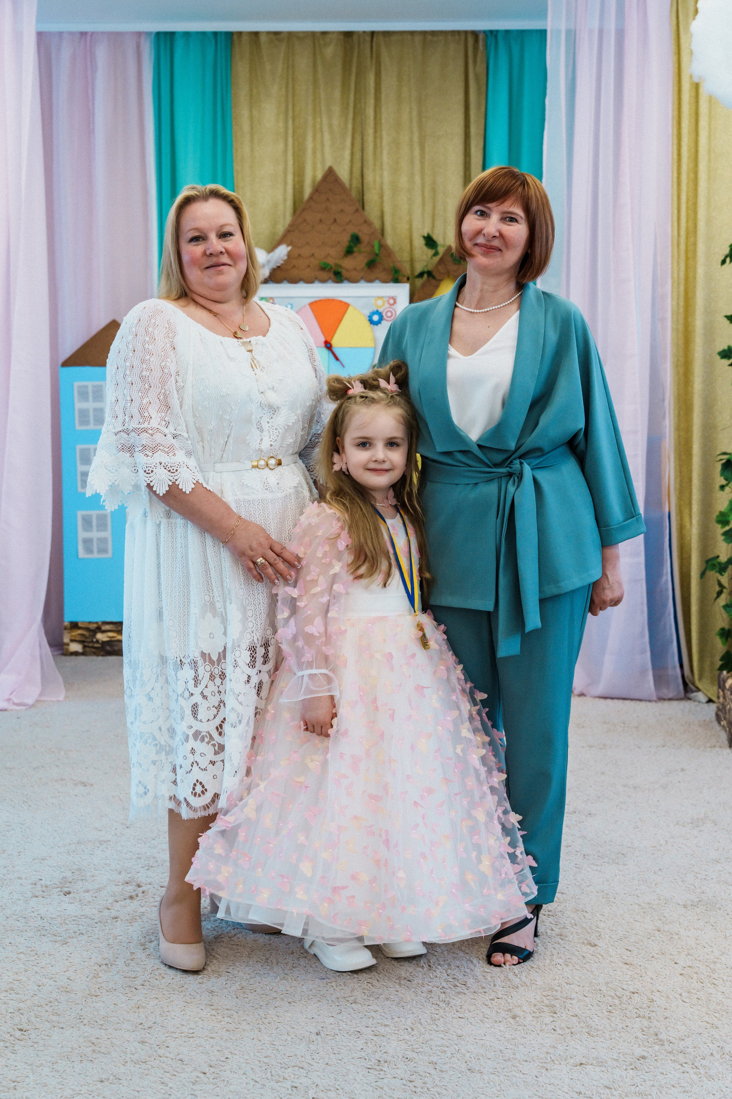 Випускний у садку. Сімейний фотограф Київ Наталія Шкаврон