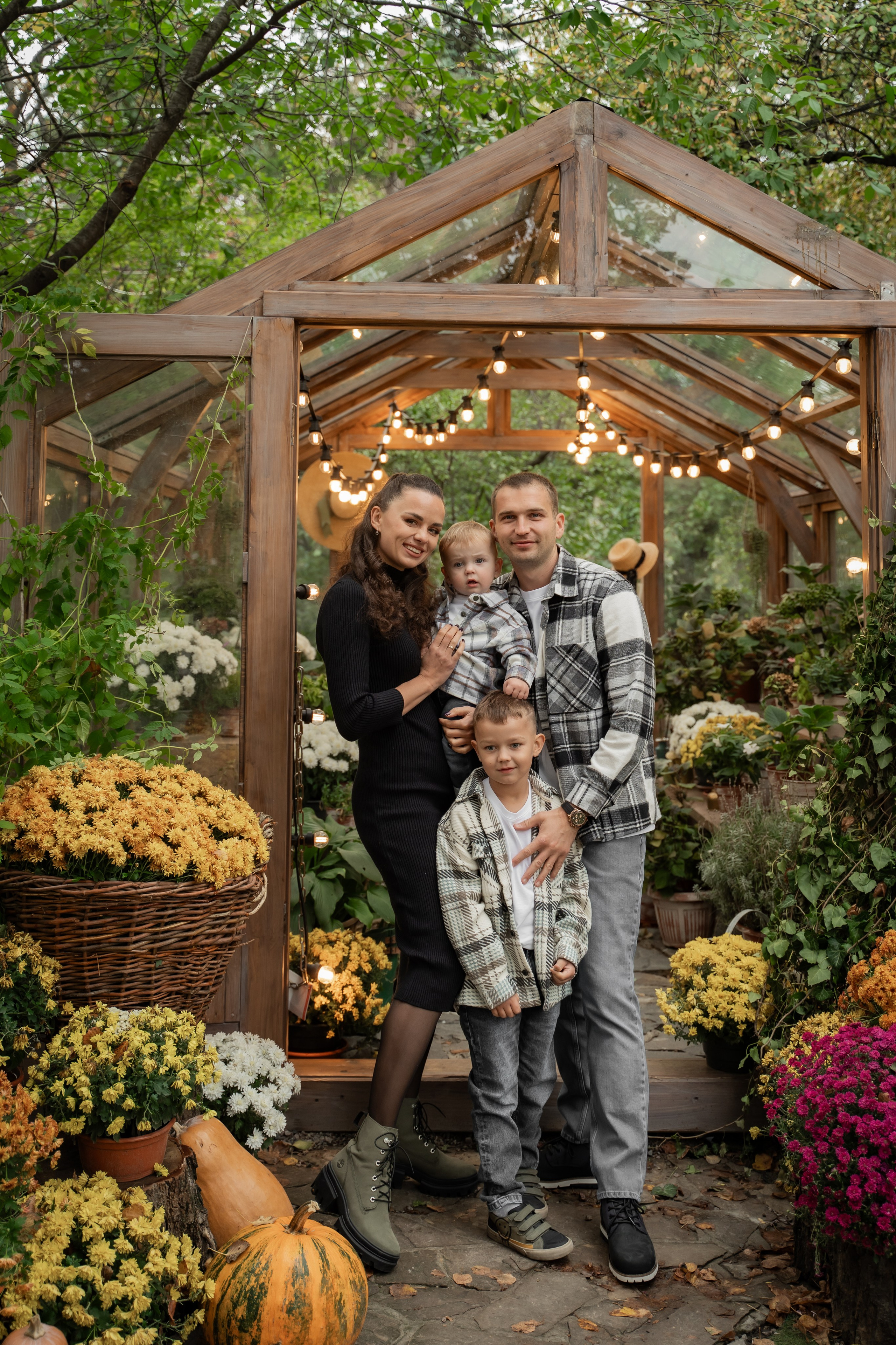 Сімейна осіння фотосесія. Family photographer in Kiev Natalia Shkavron