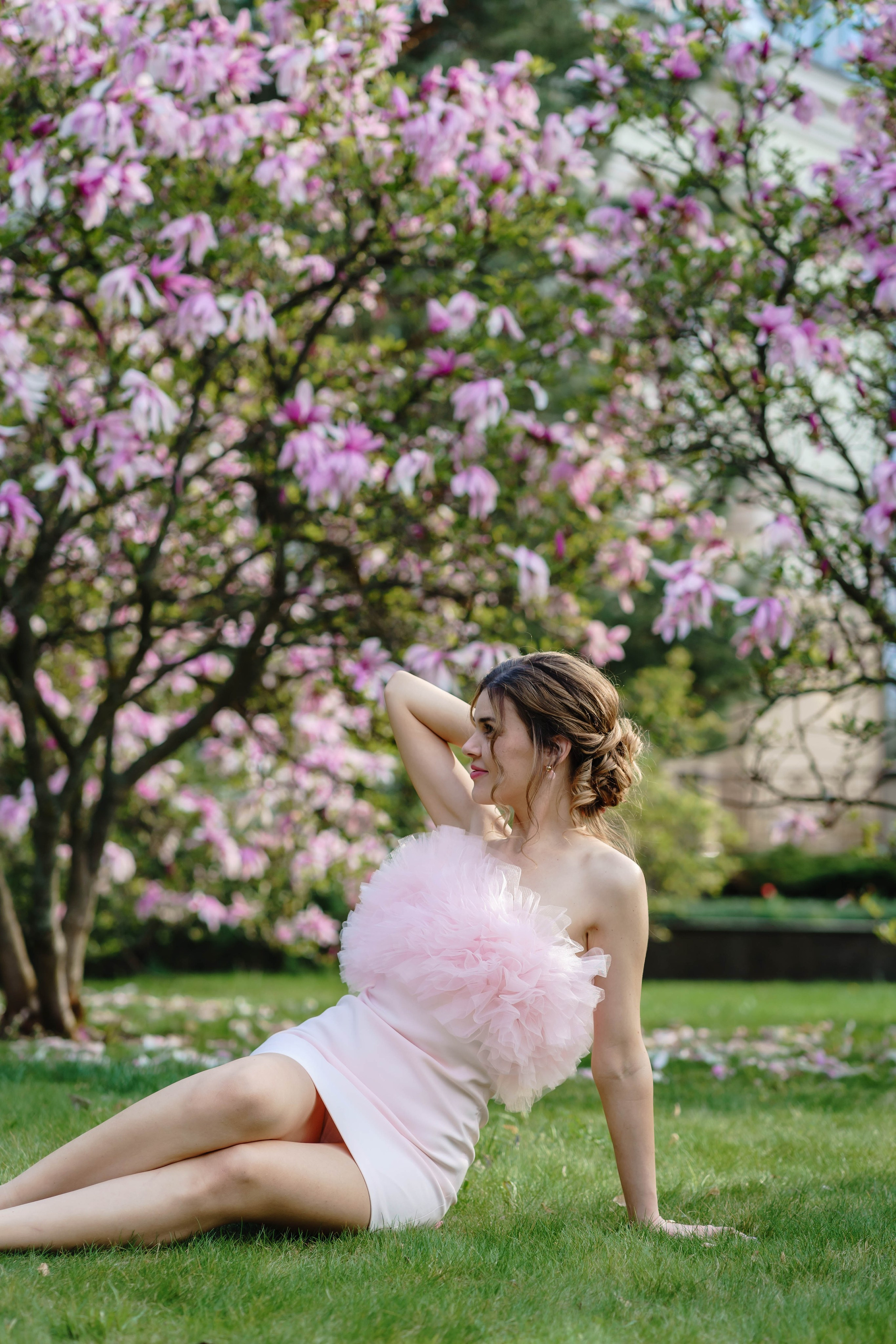 Фотосесія в магноліях. Сімейний фотограф Київ Наталія Шкаврон