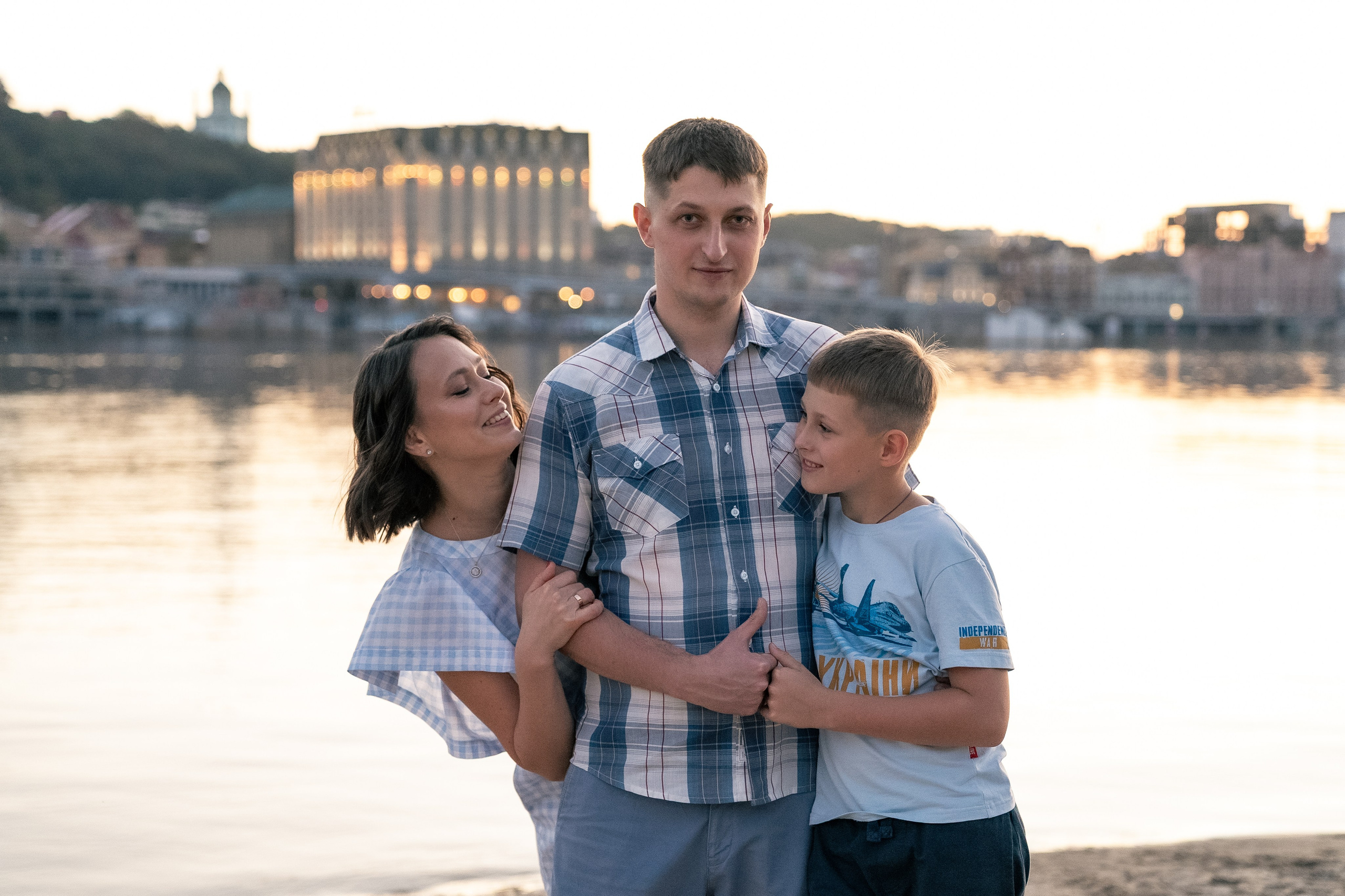 Сімейна фотосесія на Трухановому острові. Сімейний фотограф Київ Наталія Шкаврон