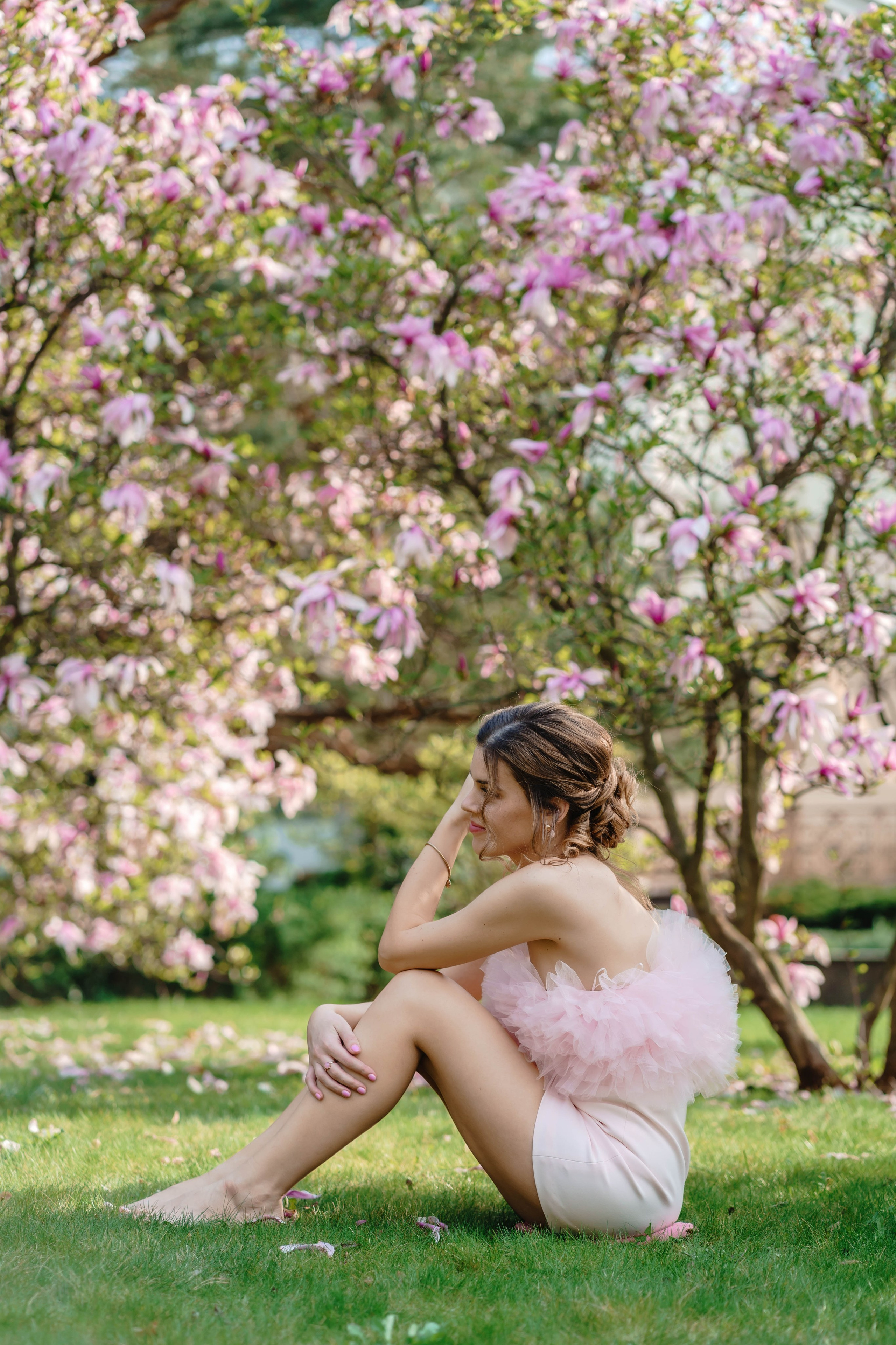 Фотосесія в магноліях. Сімейний фотограф Київ Наталія Шкаврон