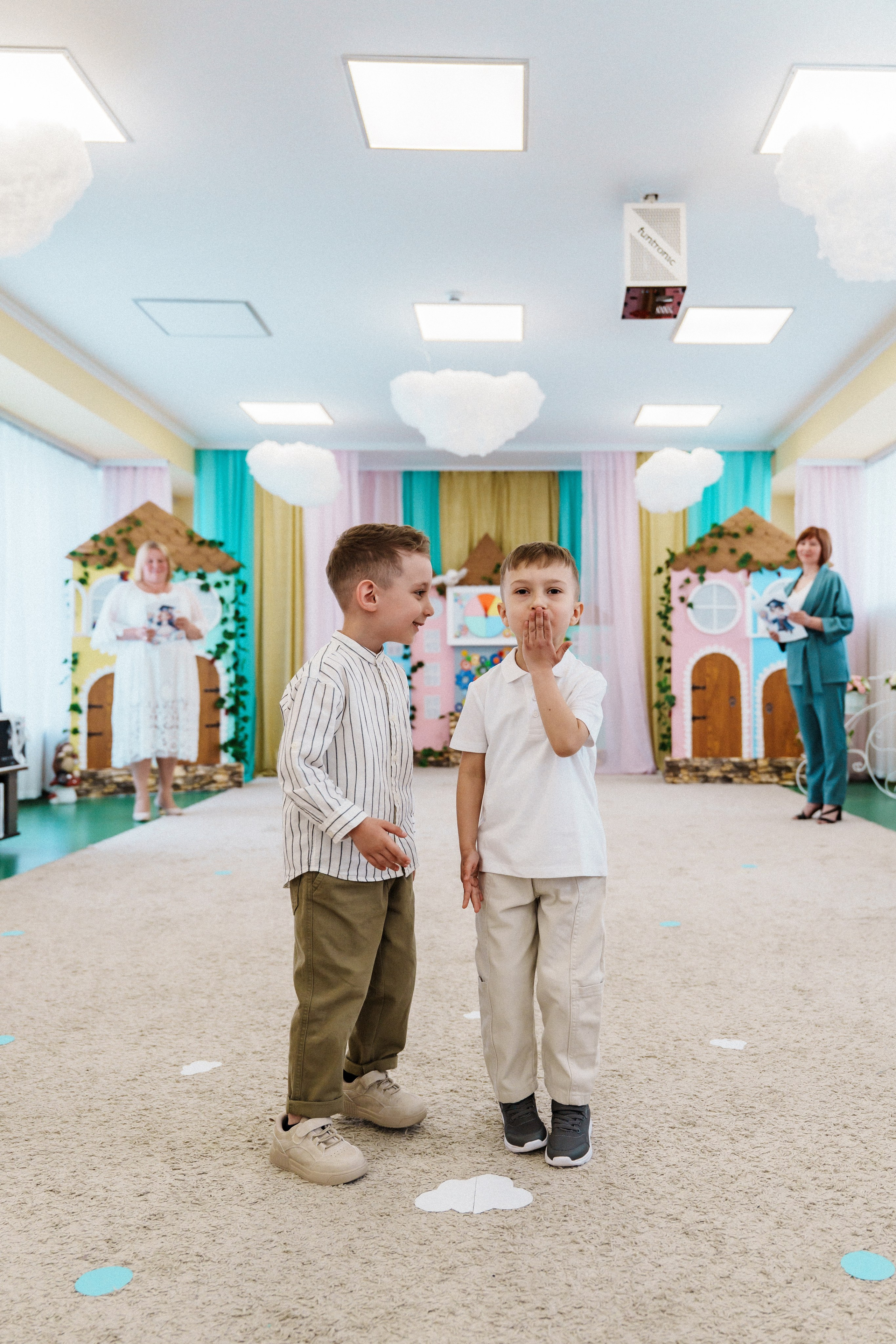 Випускний у садку. Сімейний фотограф Київ Наталія Шкаврон