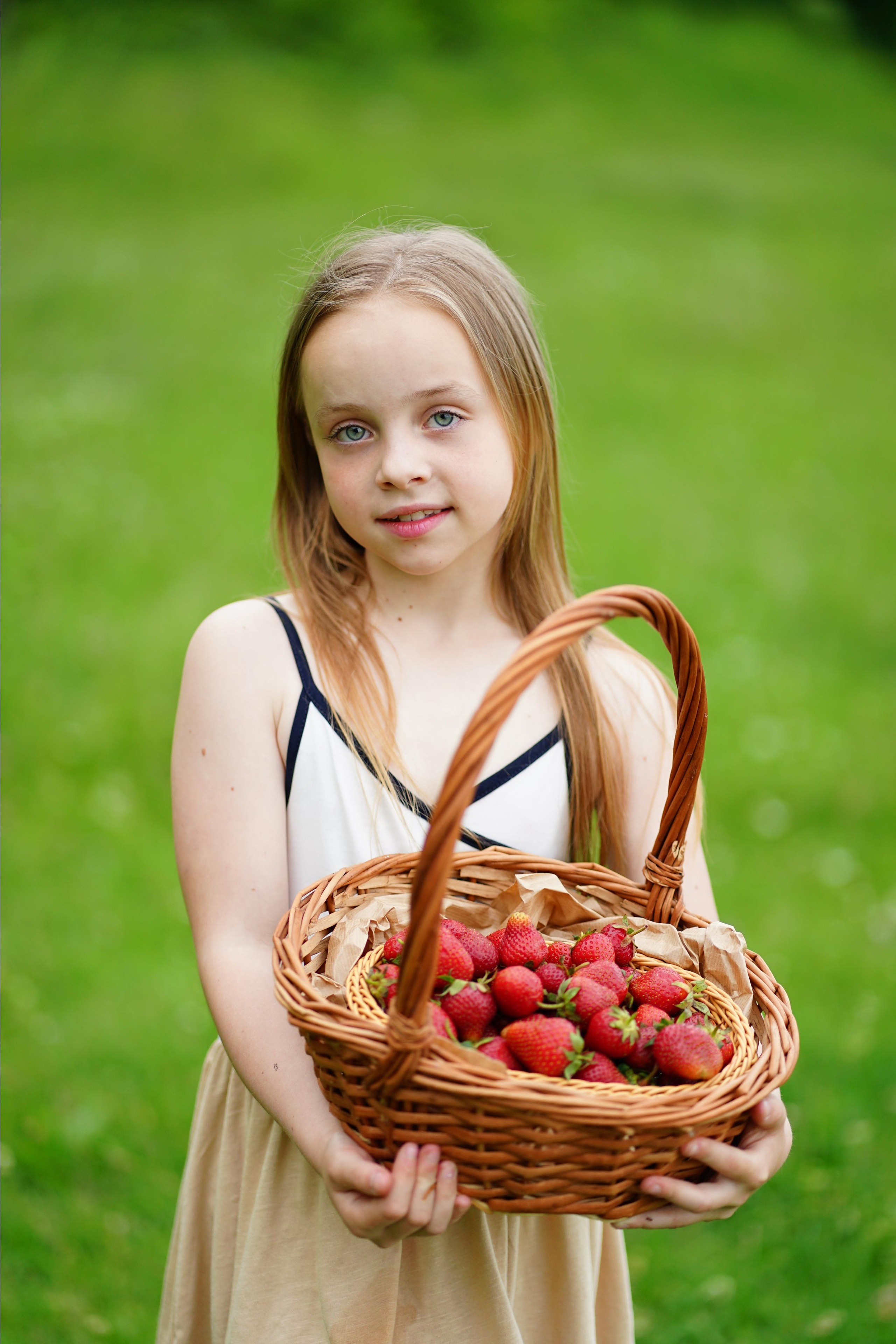 Сімейна фотосесія в стилі пікнік. Сімейний фотограф Київ Наталія Шкаврон