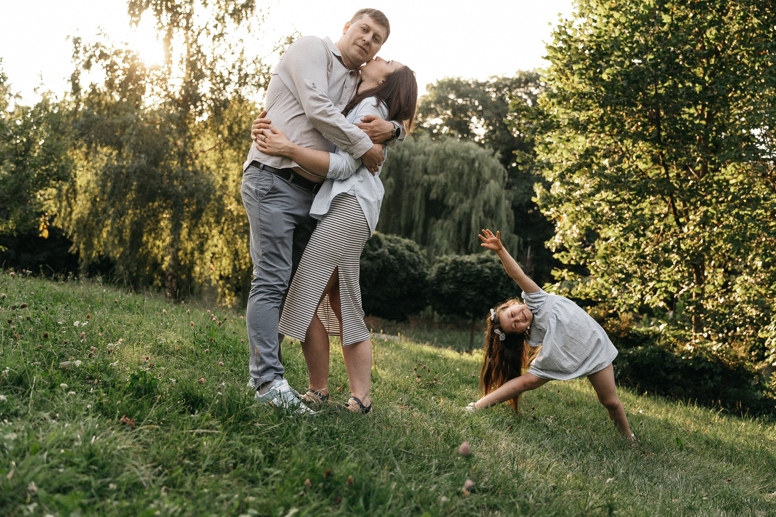 Сімейна фотосесія в парку. Сімейний фотограф Київ Наталія Шкаврон