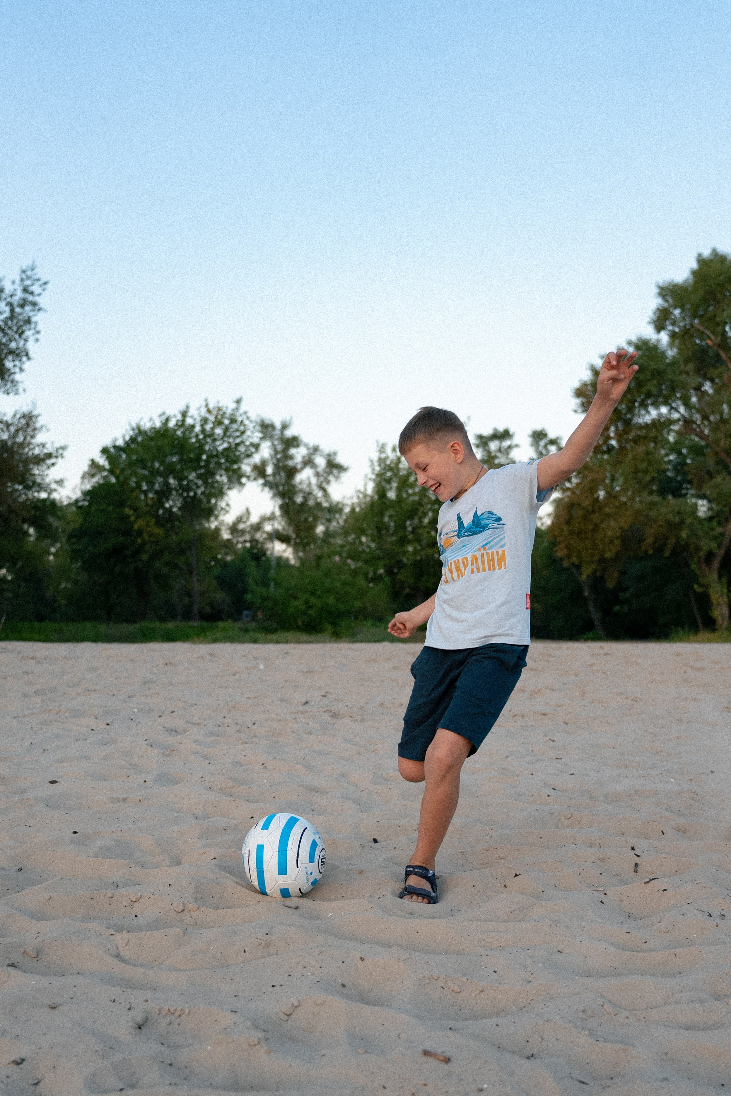 Сімейна фотосесія на пляжі. Family photographer in Kiev Natalia Shkavron