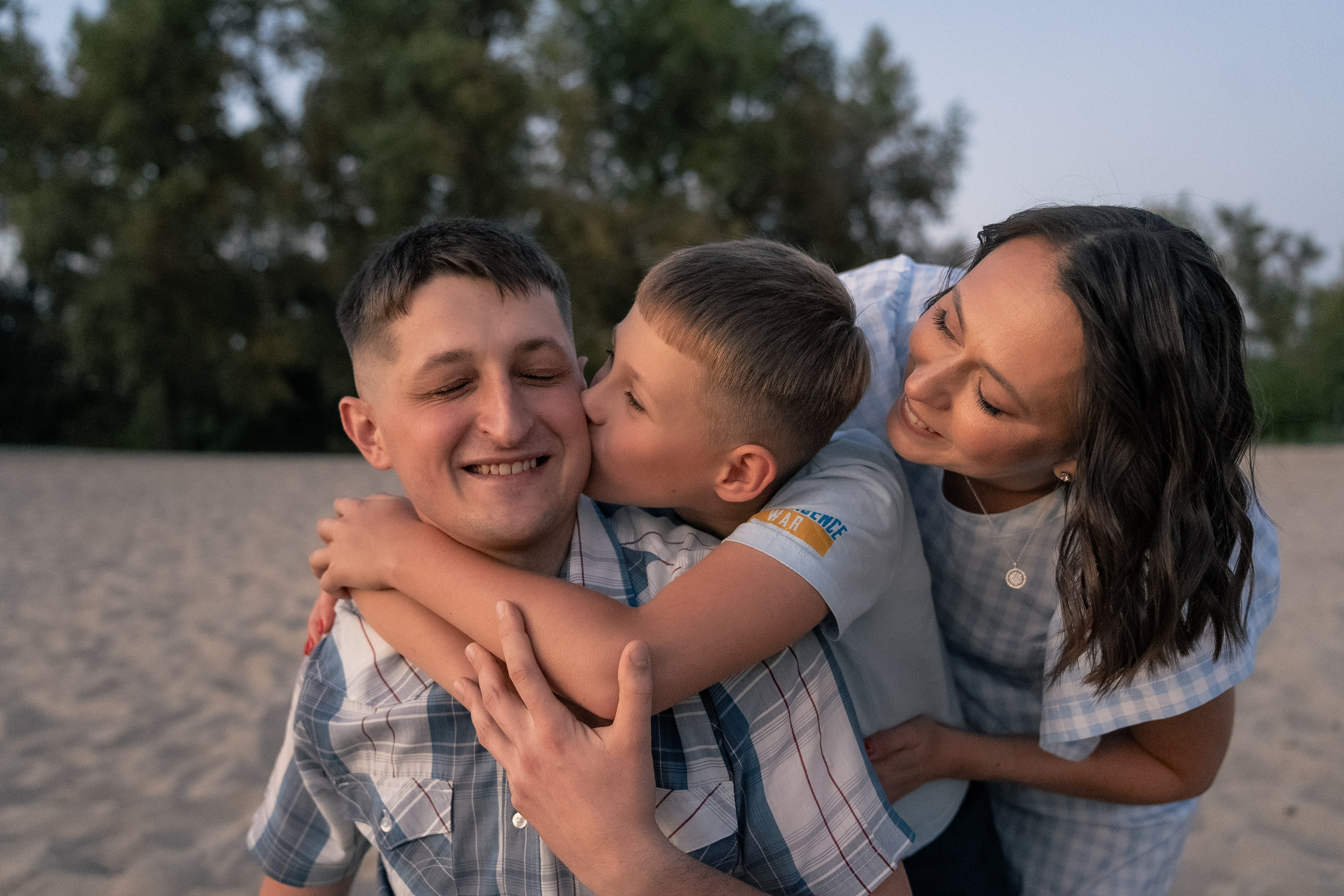 Сімейна фотосесія на Трухановому острові. Сімейний фотограф Київ Наталія Шкаврон