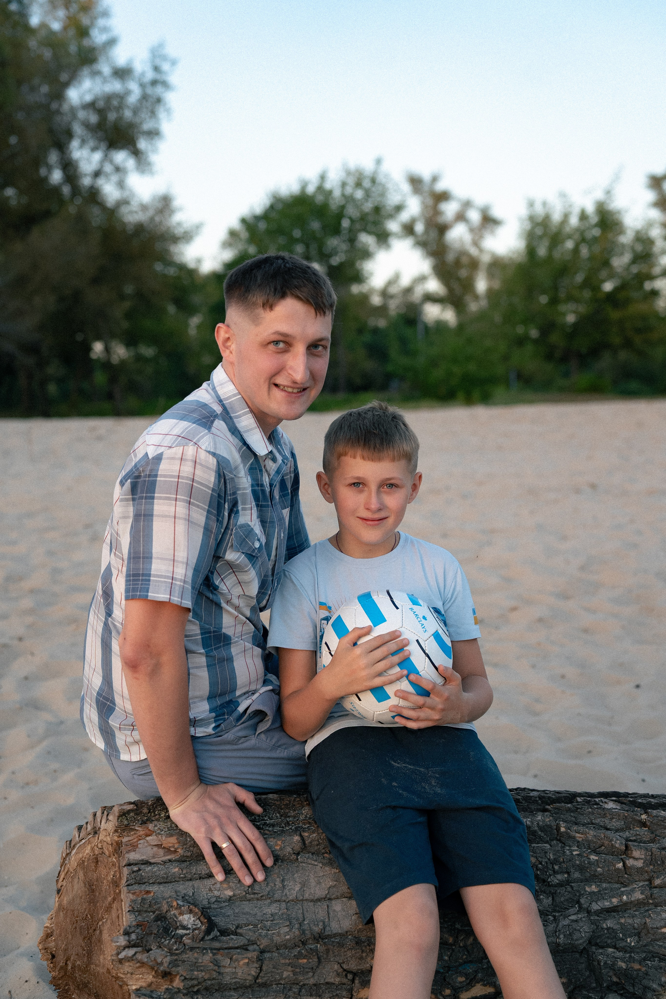 Сімейна фотосесія на пляжі. Family photographer in Kiev Natalia Shkavron