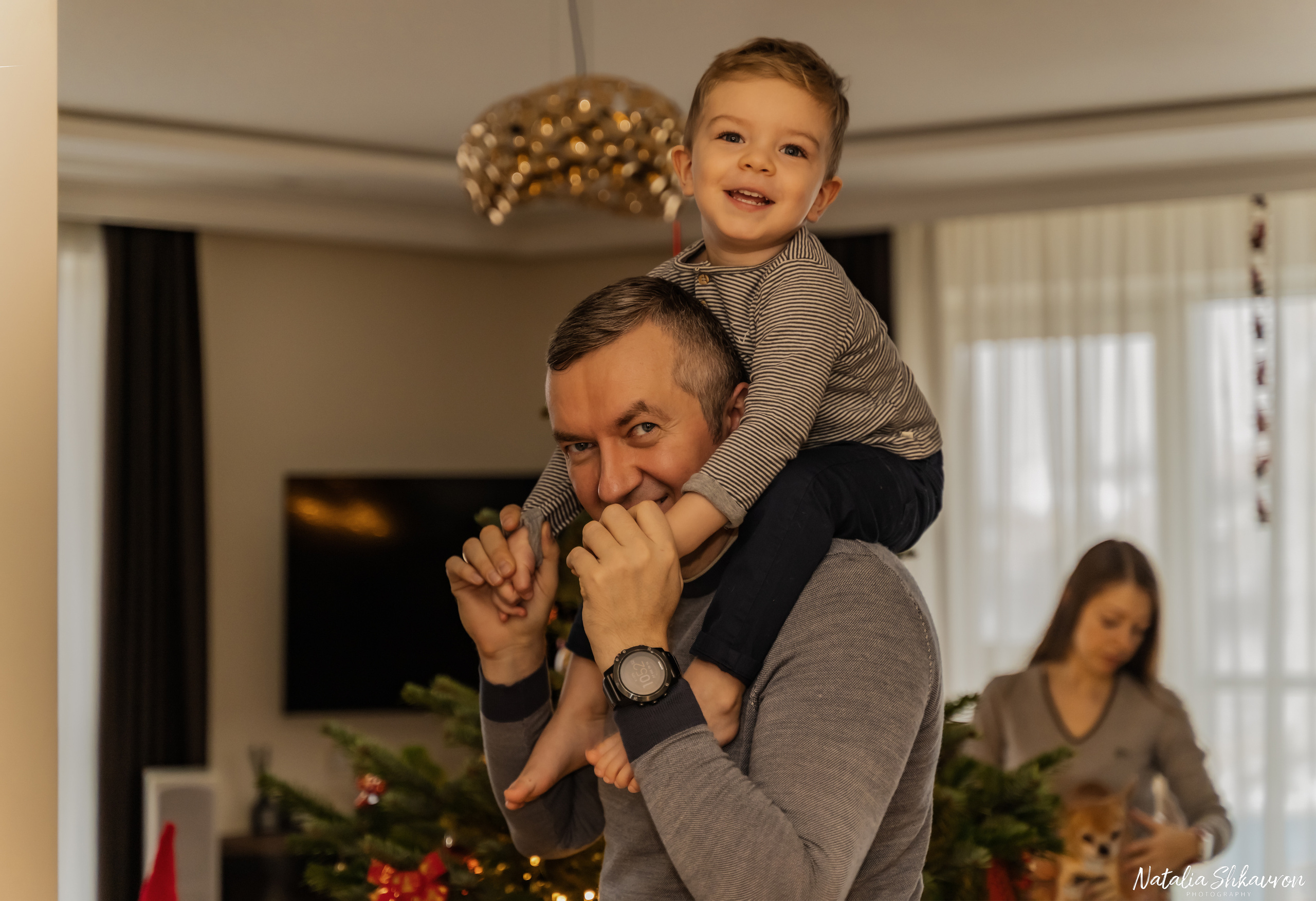 Новорічна фотосесія вдома. Сімейний фотограф Київ Наталія Шкаврон