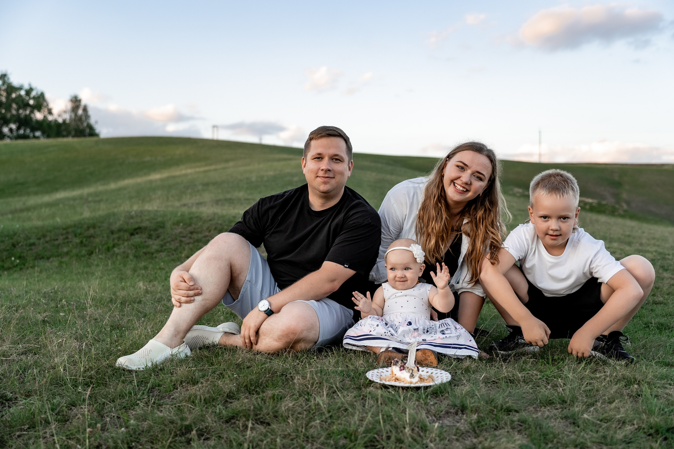 Сімейна фотосесія на овечій фермі. Сімейний фотограф Київ Наталія Шкаврон