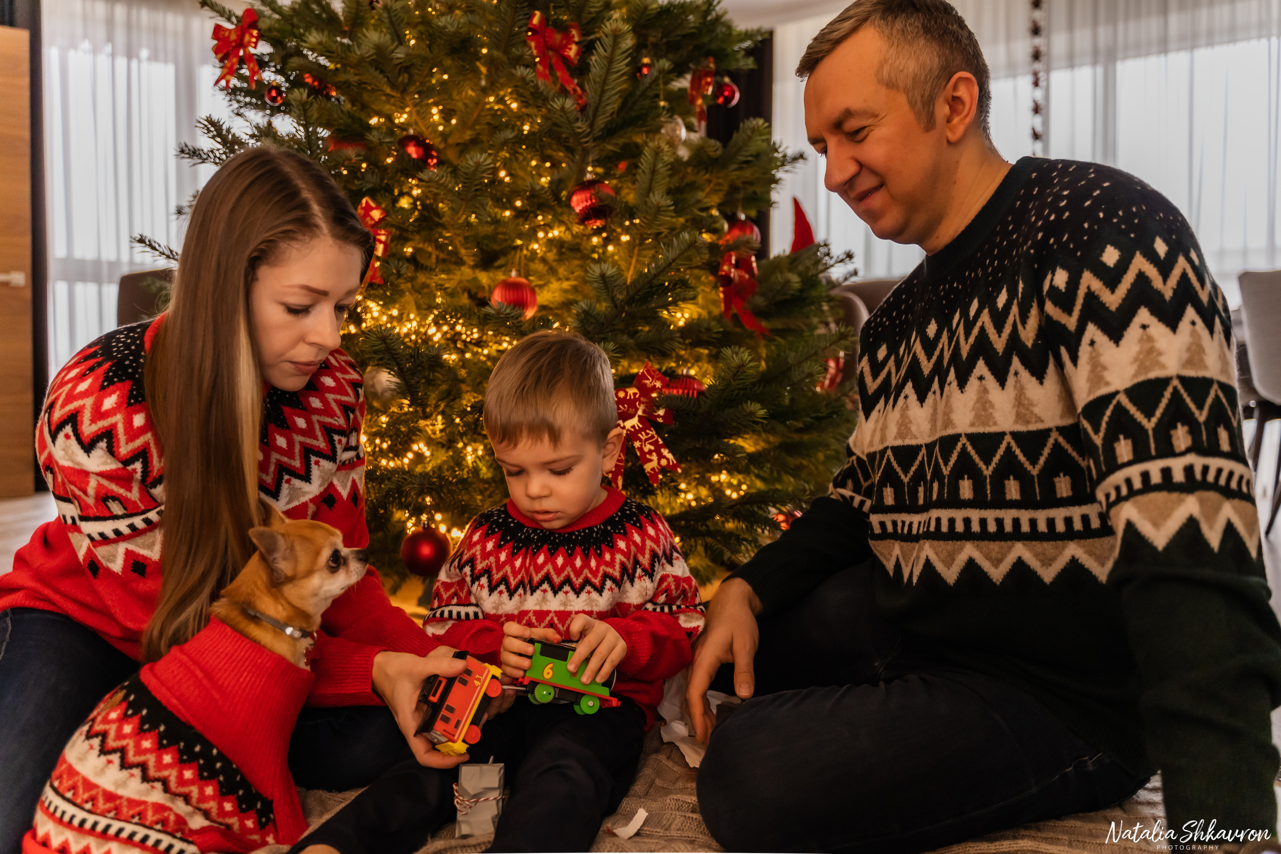 Новорічна фотосесія вдома. Сімейний фотограф Київ Наталія Шкаврон