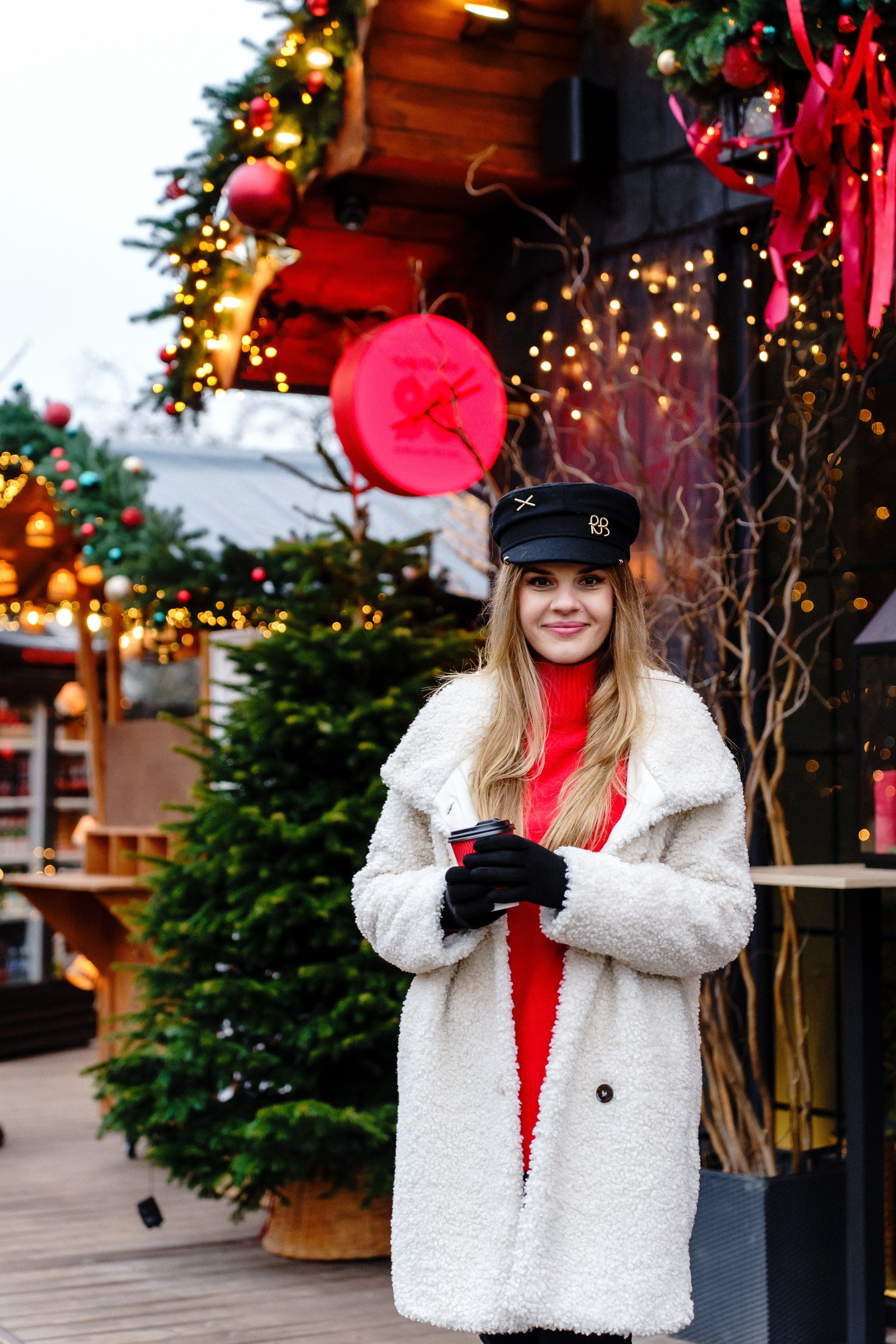 Новорічна індивідуальна фотосесія на ВДНГ. Сімейний фотограф Київ Наталія Шкаврон