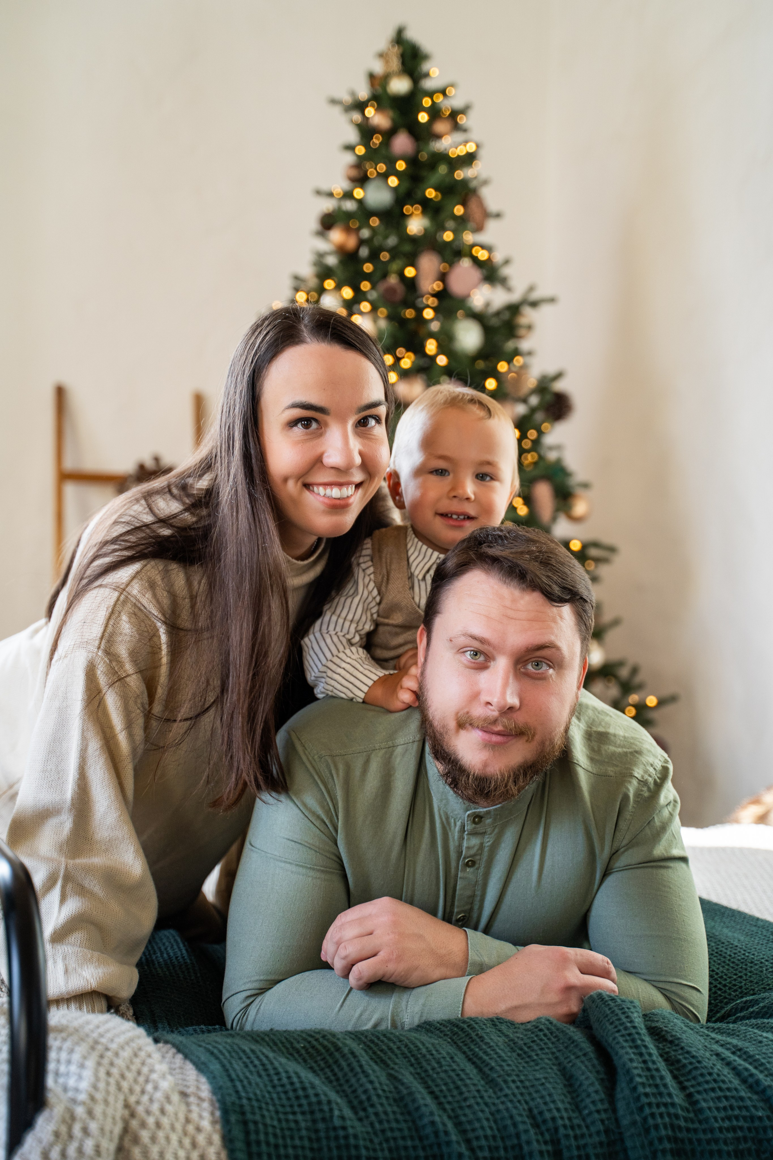 новорічна фотосесія київ, сімейний фотогра київ, фотограф київ, фотограф білогородка, фотограф вишневе, фотосесія в студії, новорінча фотосесія в студії,  київ фотограф, сімейний фотограф Гатне фотограф, тарасівка фотограф, 