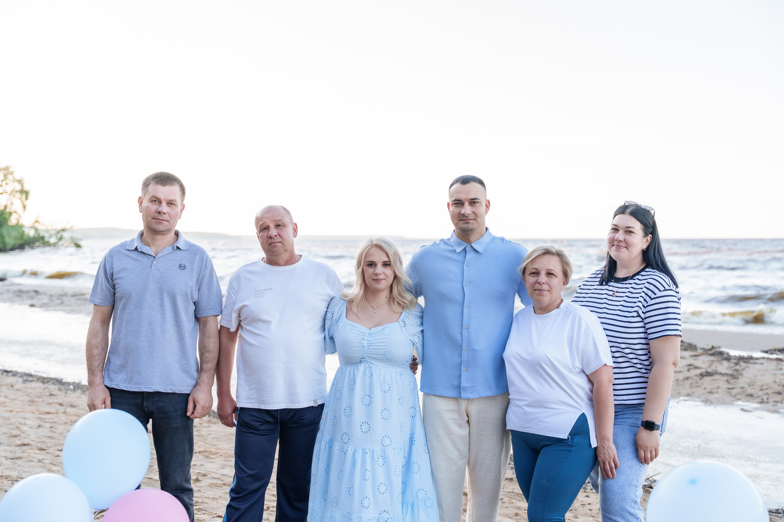 Гендер паті на Київському морі. Family photographer in Kiev Natalia Shkavron