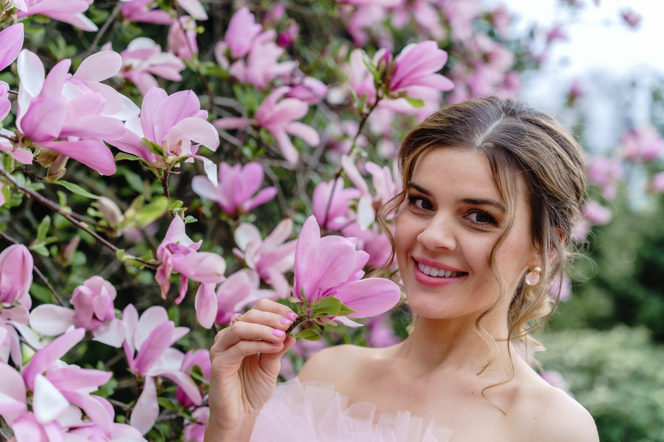 Фотосесія в магноліях. Сімейний фотограф Київ Наталія Шкаврон
