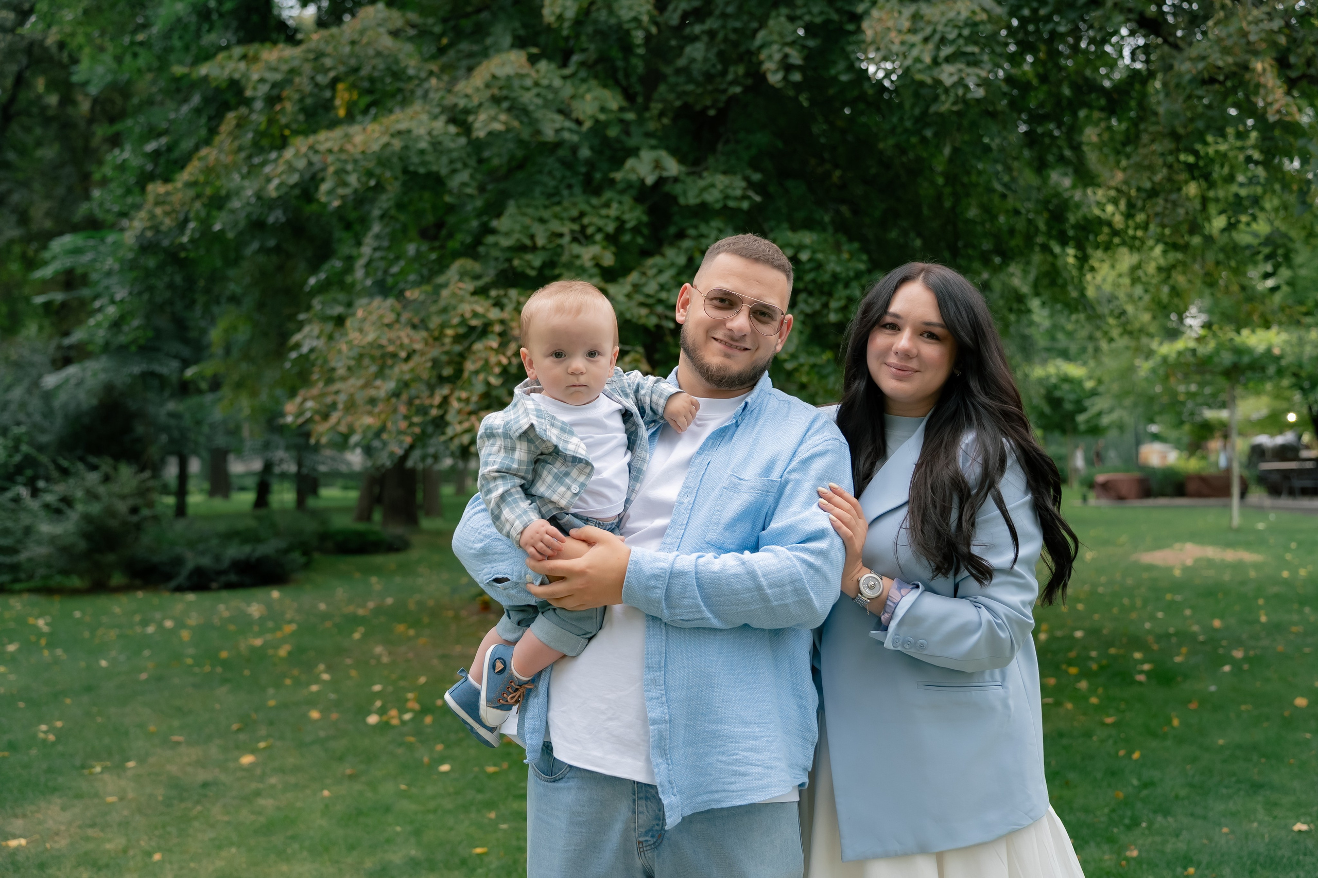 Сімейна фотосесія у парку Прага. Сімейний фотограф Київ Наталія Шкаврон