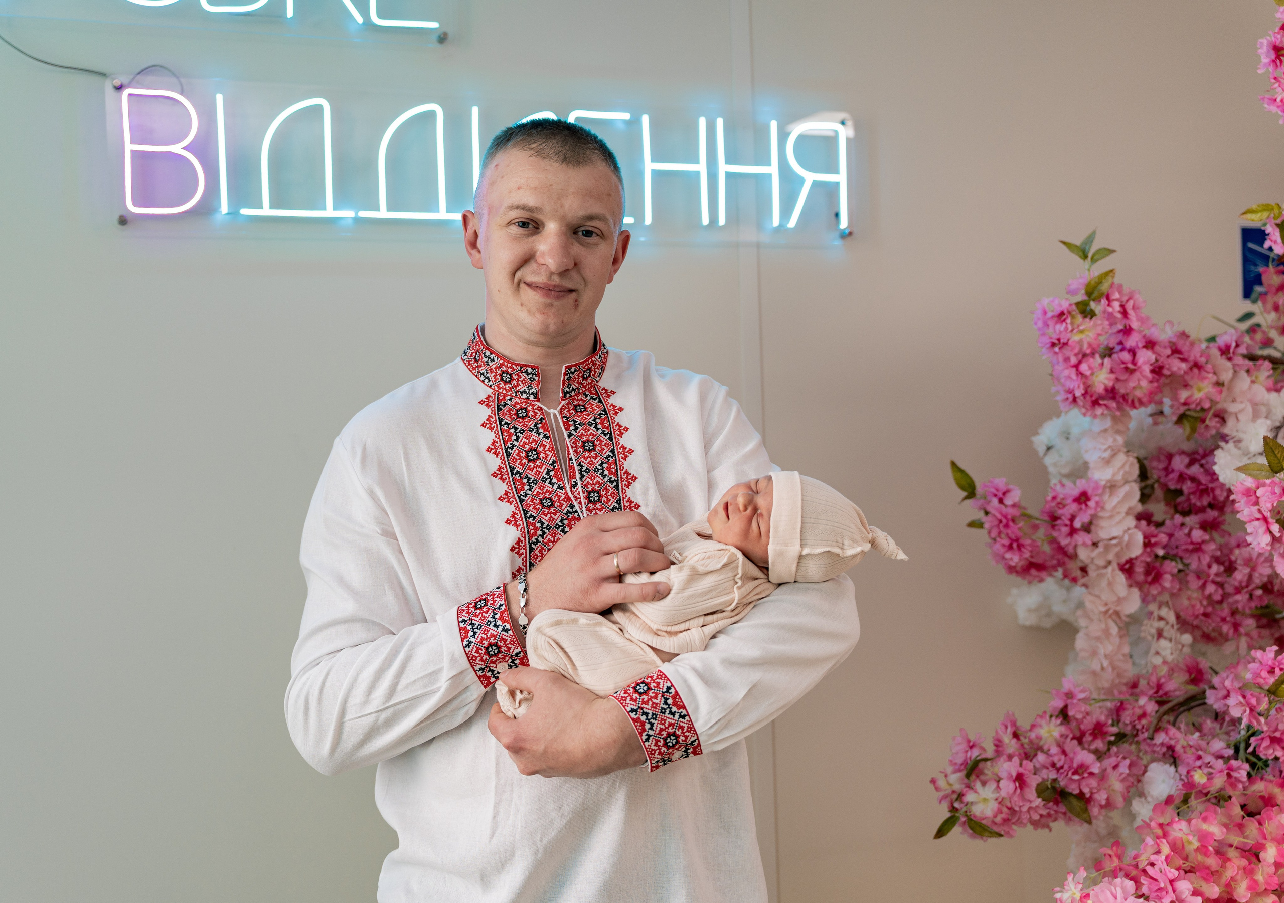 Виписка з пологового №3. Сімейний фотограф Київ Наталія Шкаврон