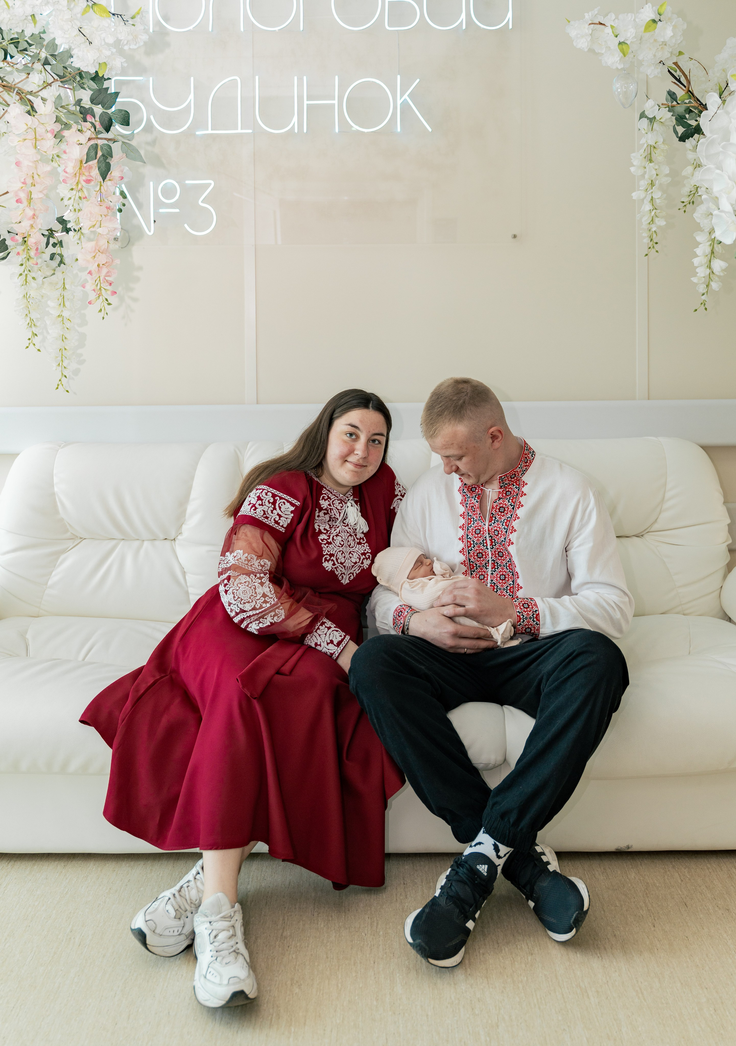 Виписка з пологового №3. Сімейний фотограф Київ Наталія Шкаврон