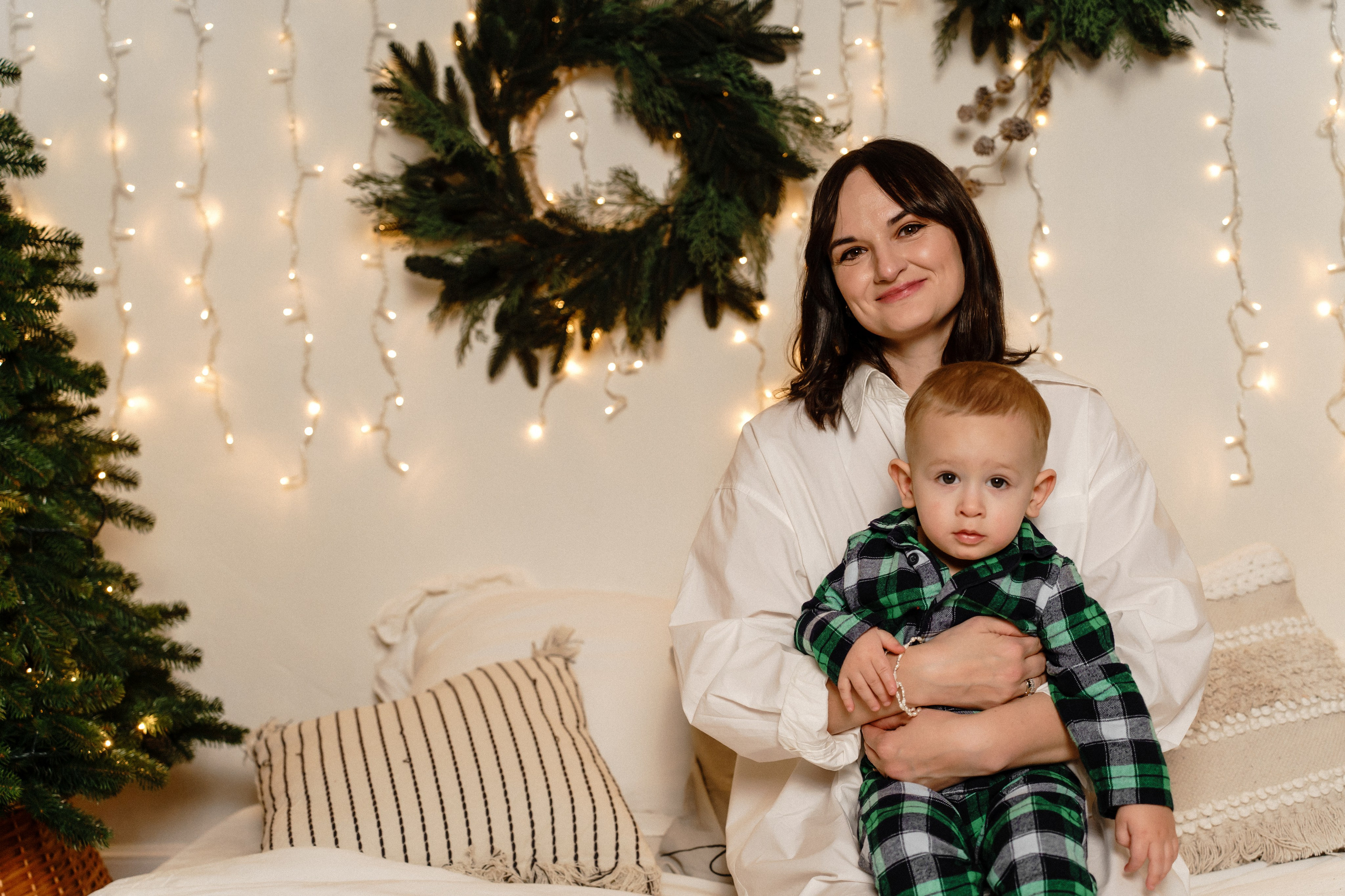 Новорічна фотосесія мами та сина. Family photographer in Kiev Natalia Shkavron