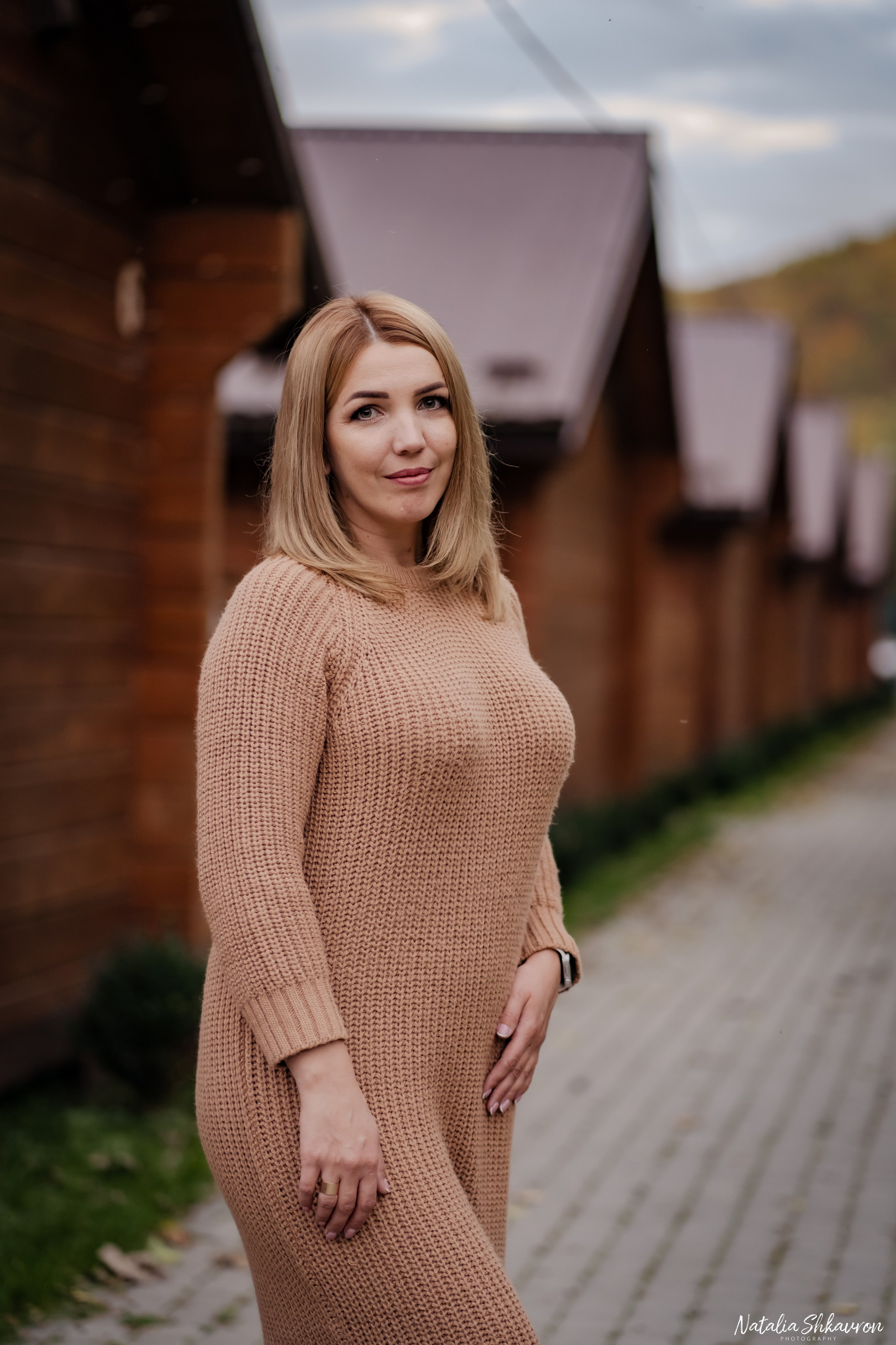 Сімейна фотосесія восени біля води. Family photographer in Kiev Natalia Shkavron