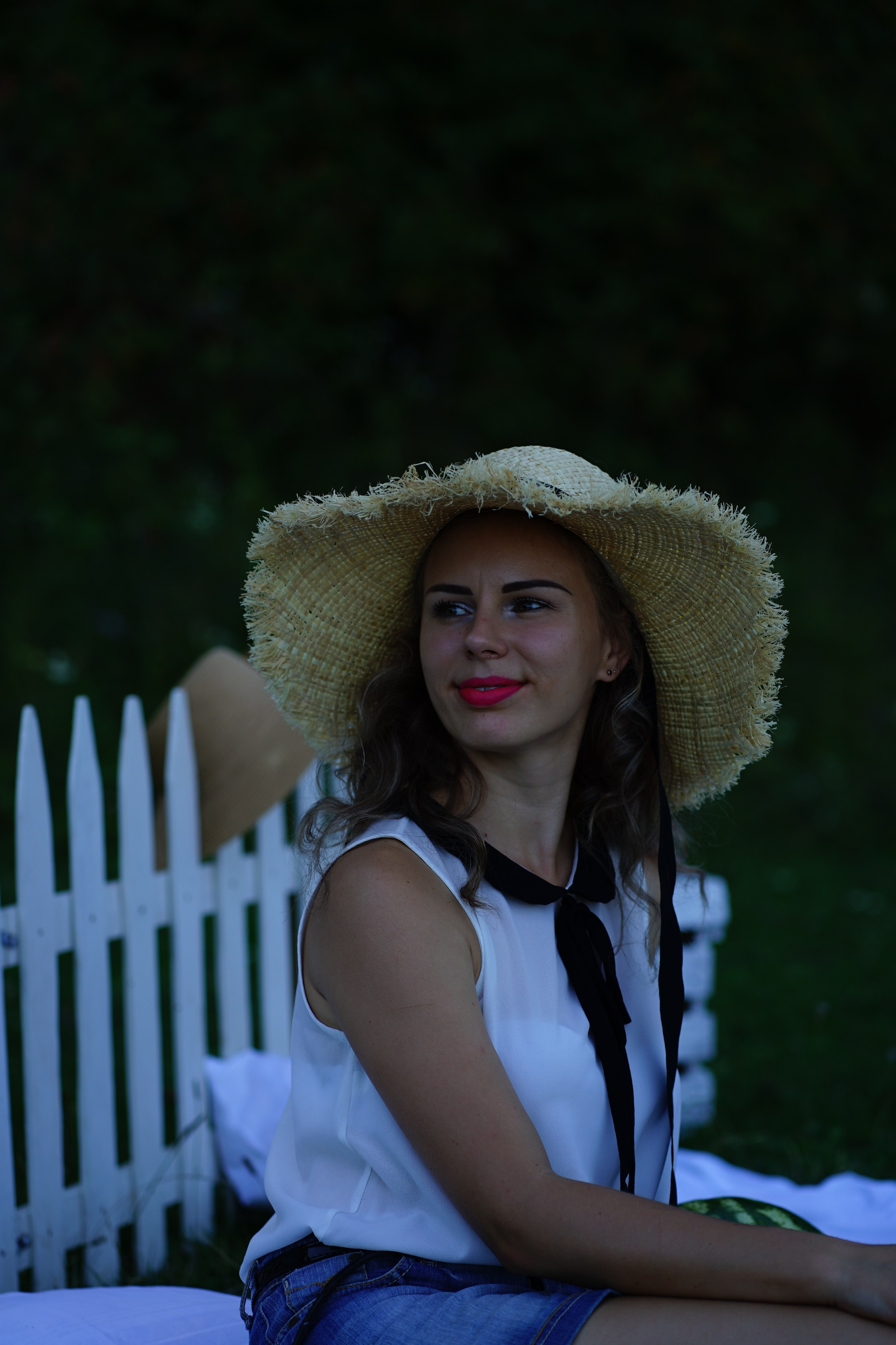 Сімейна фотосесія з кавунами. Family photographer in Kiev Natalia Shkavron