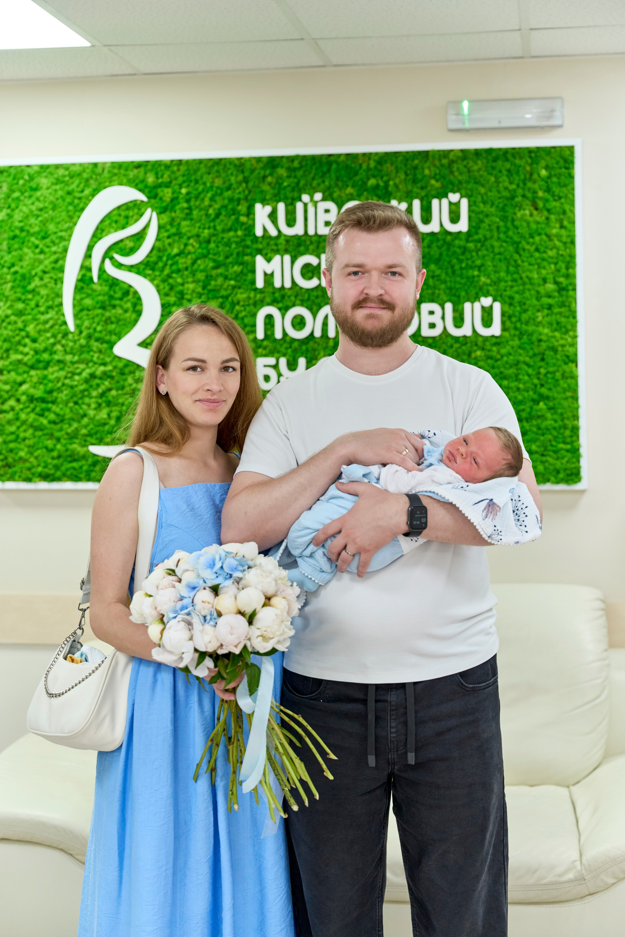 Виписка з пологового №3. Family photographer in Kiev Natalia Shkavron