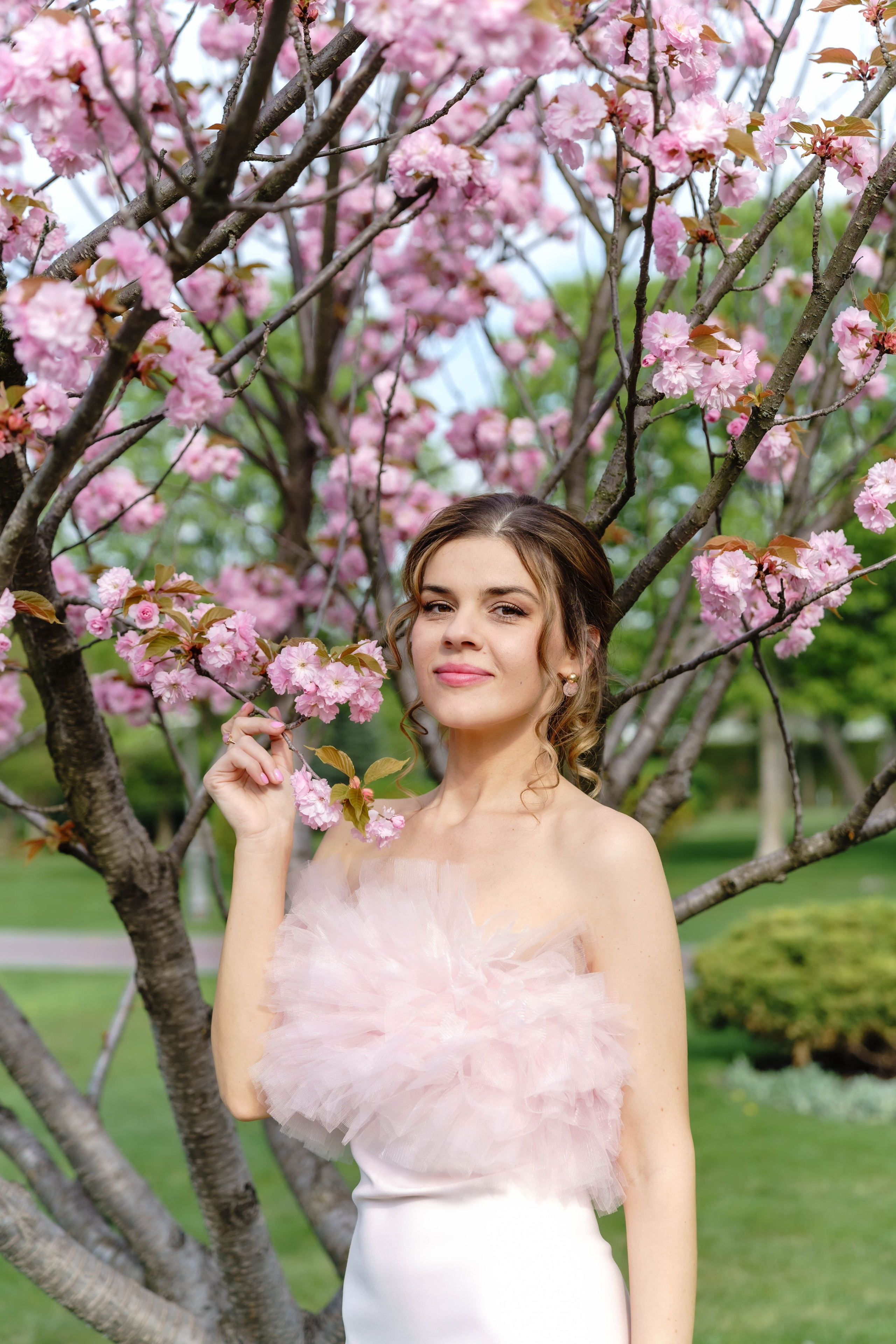 Фотосесія в сакурах. Family photographer in Kiev Natalia Shkavron