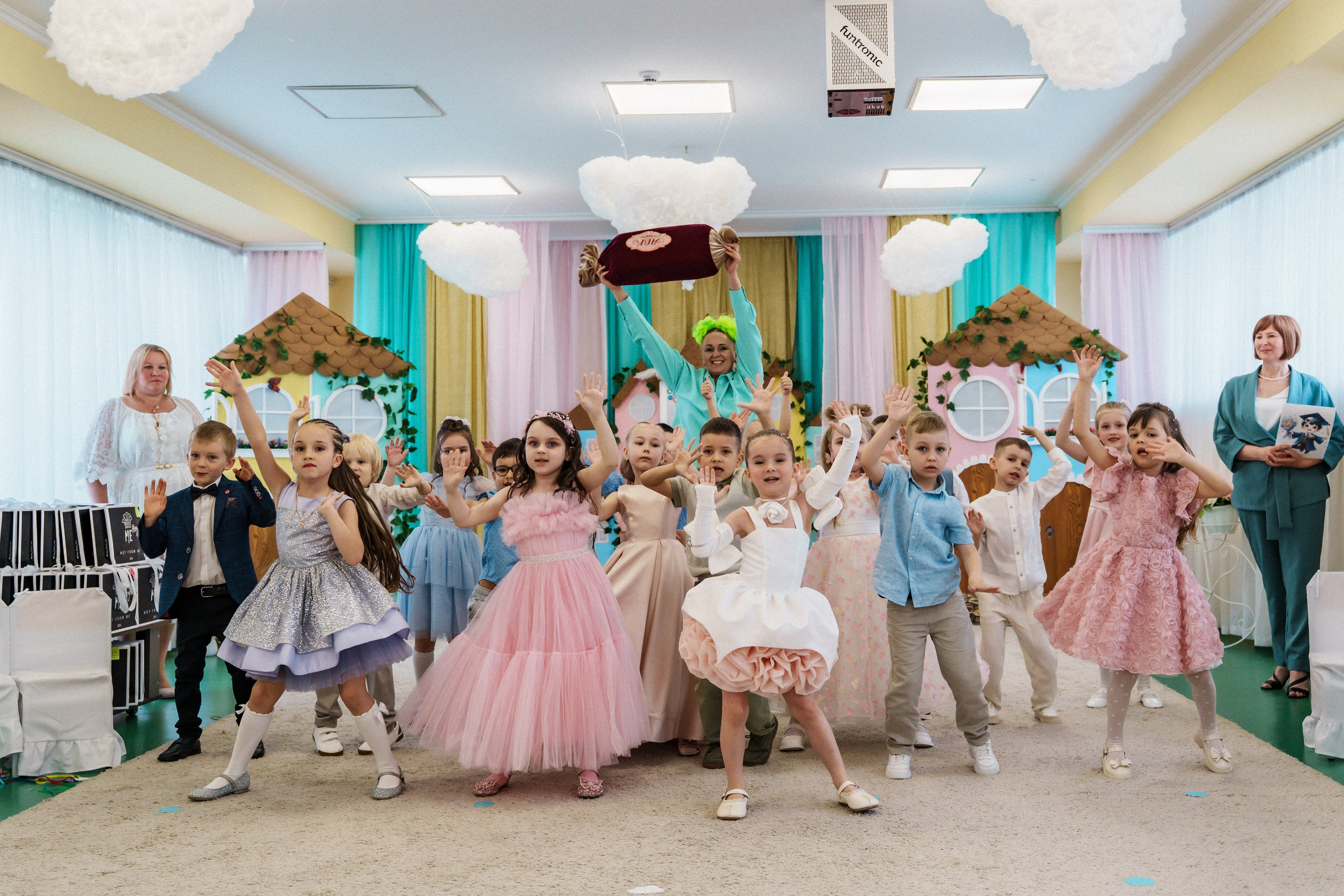 Випускний у садку. Сімейний фотограф Київ Наталія Шкаврон