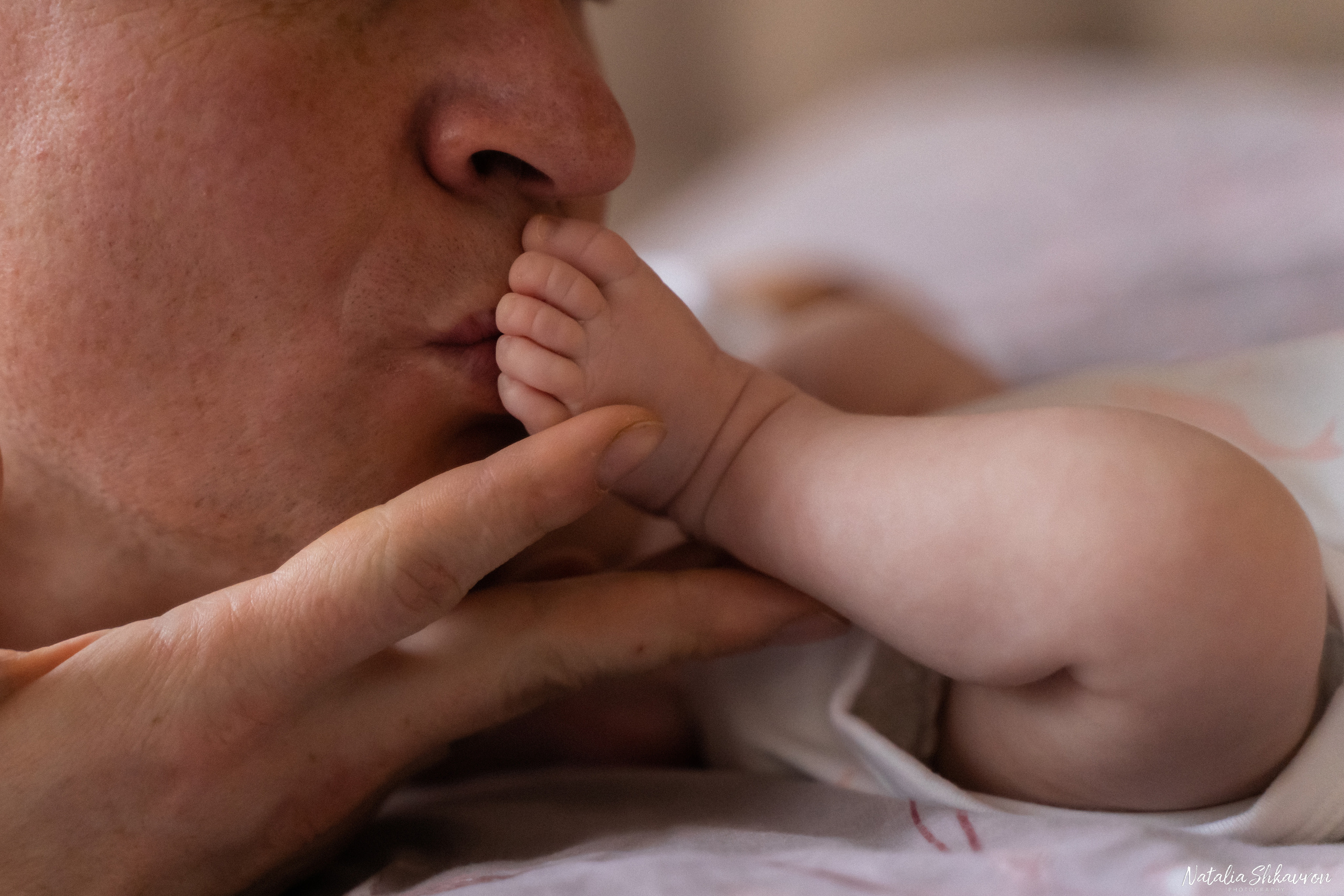 Сімейна фотосесія новонародженої. Сімейний фотограф Київ Наталія Шкаврон