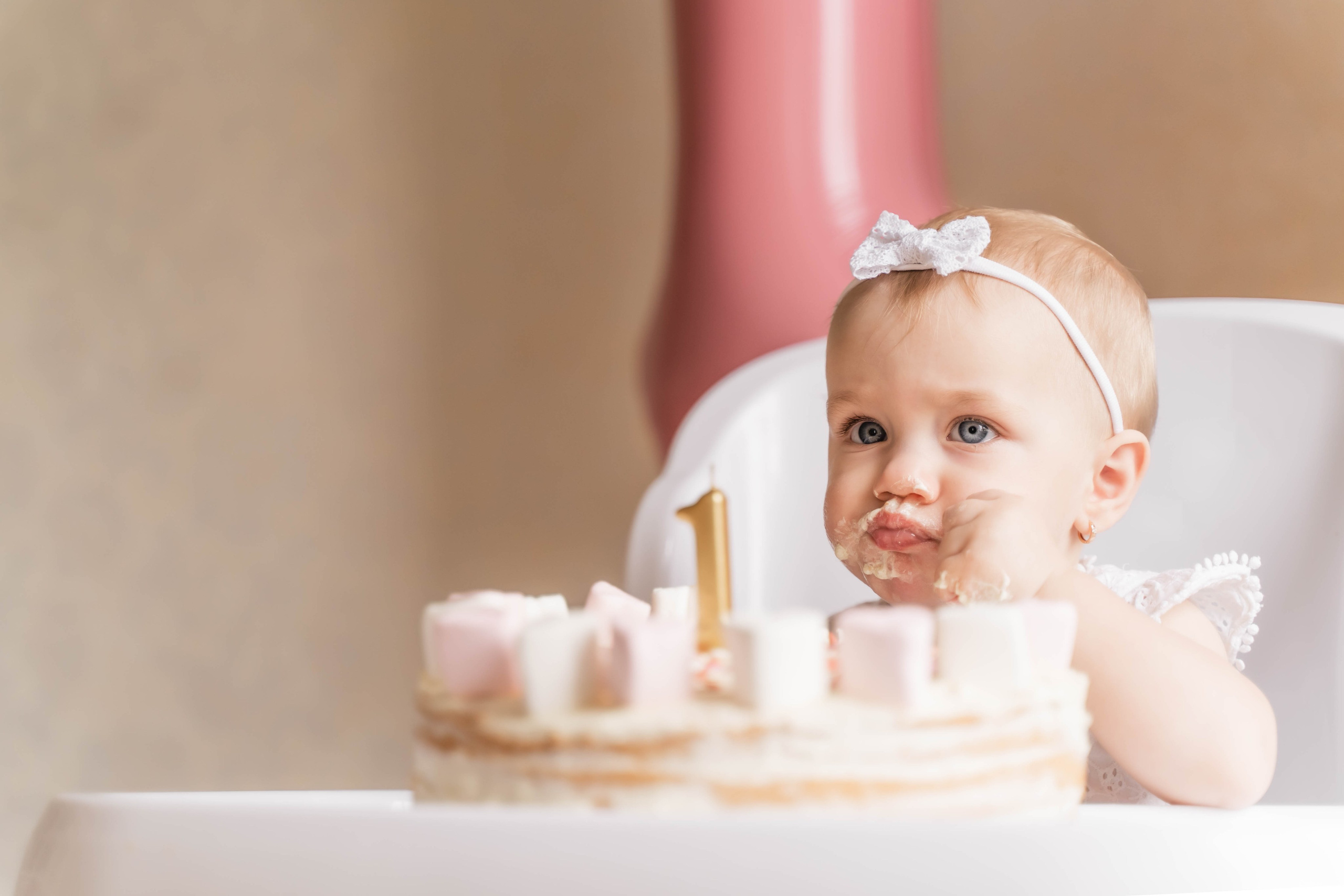 Святкування 1-го дня народження вдома. Family photographer in Kiev Natalia Shkavron