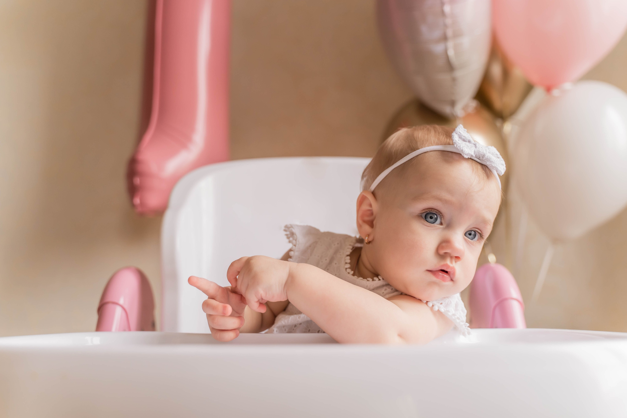 Святкування 1-го дня народження вдома. Family photographer in Kiev Natalia Shkavron