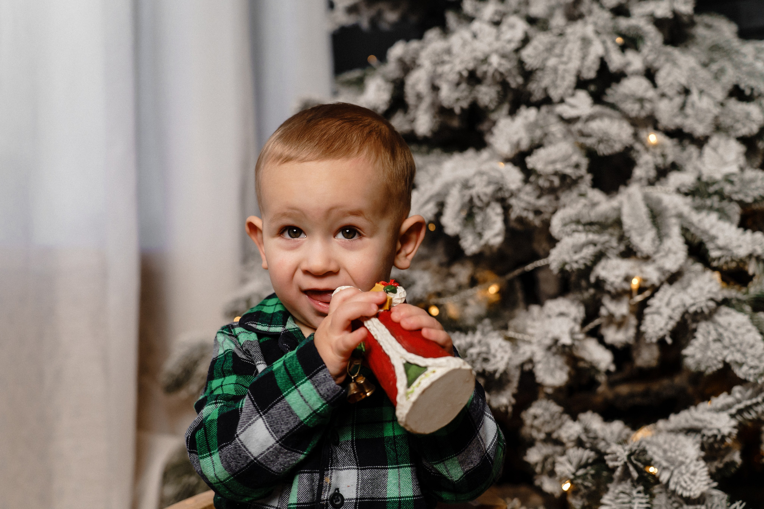 Новорічна фотосесія мами та сина. Family photographer in Kiev Natalia Shkavron