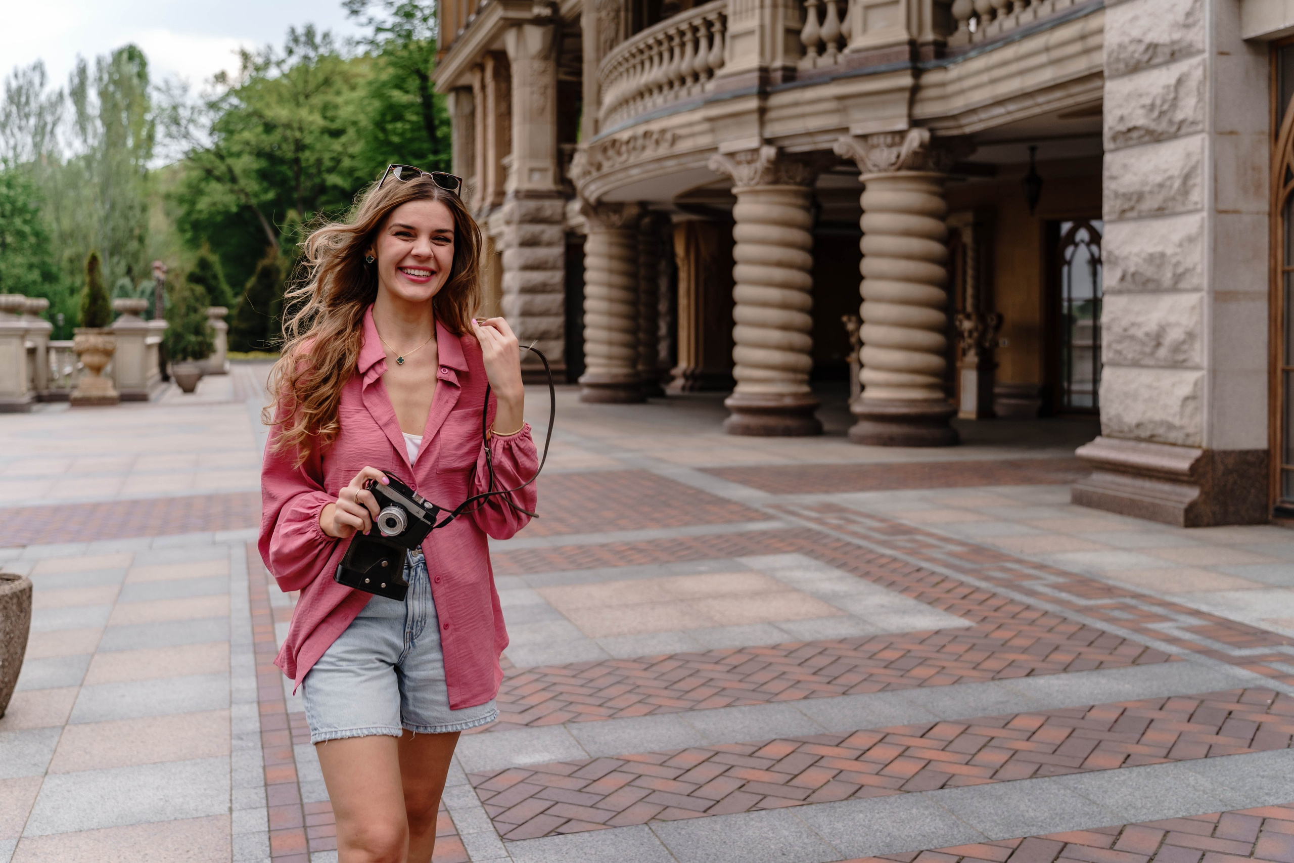 Фотосесія в сакурах. Family photographer in Kiev Natalia Shkavron