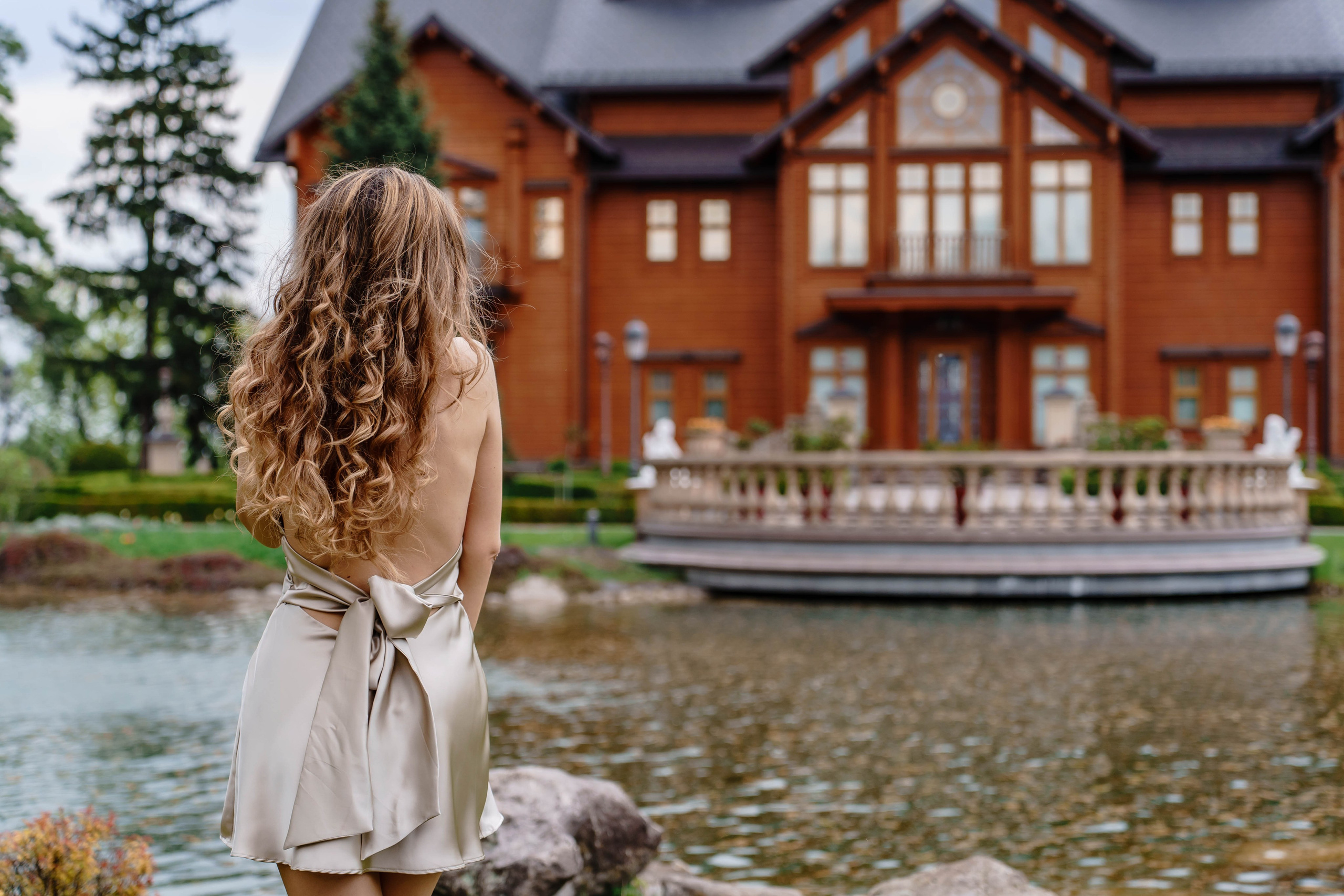 Фотосесія в сакурах. Family photographer in Kiev Natalia Shkavron