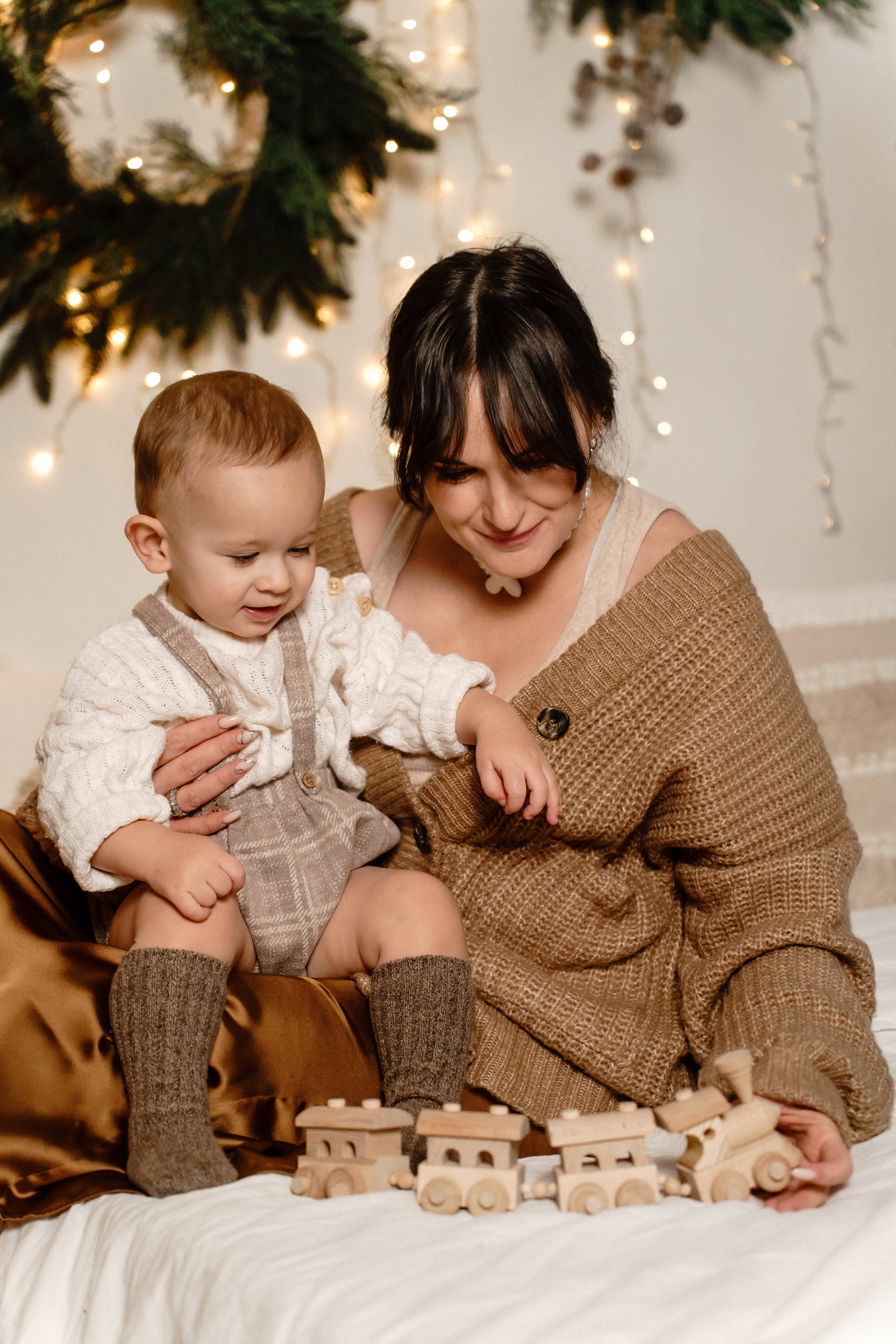 Новорічна фотосесія мами та сина. Family photographer in Kiev Natalia Shkavron