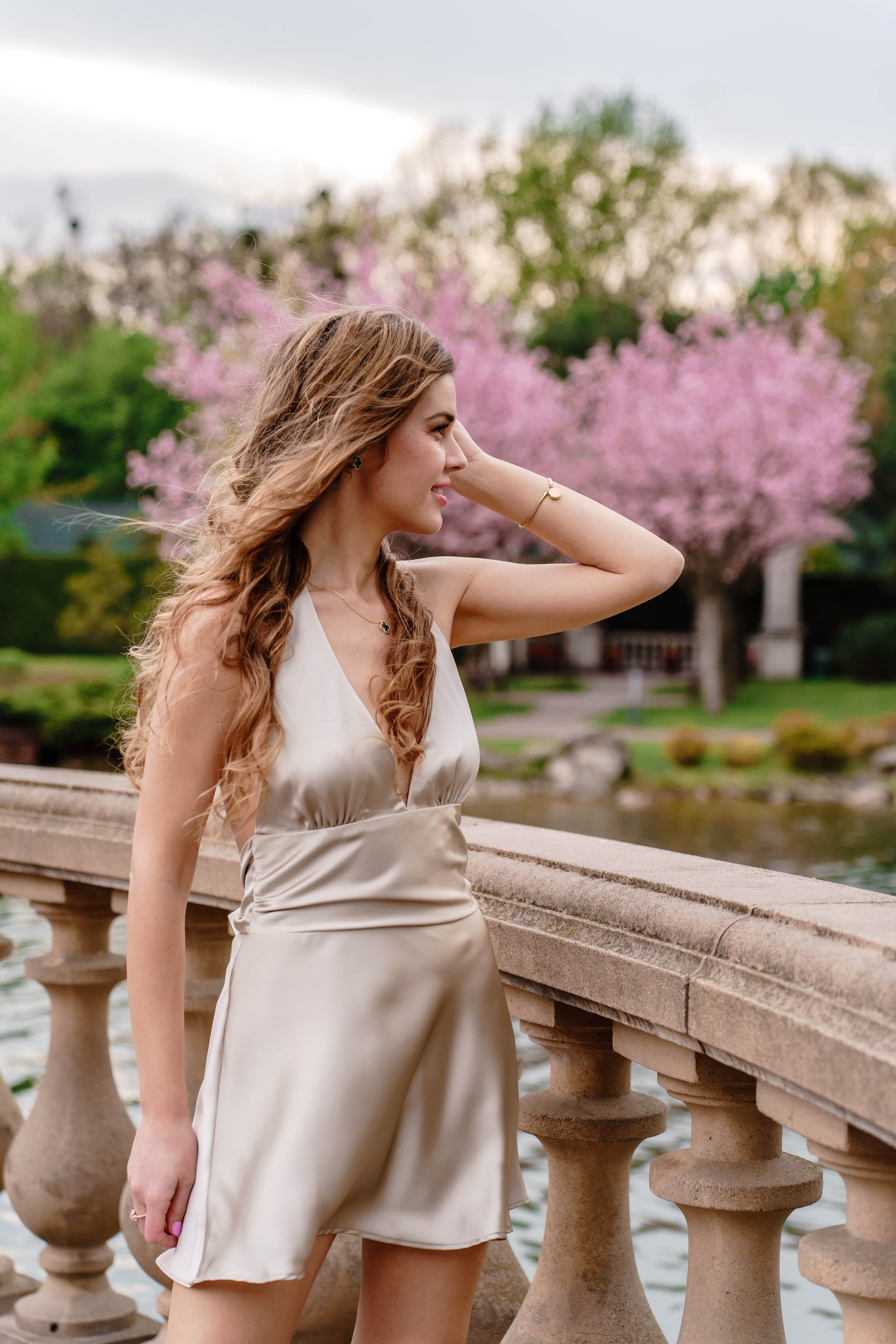 Фотосесія в сакурах. Family photographer in Kiev Natalia Shkavron