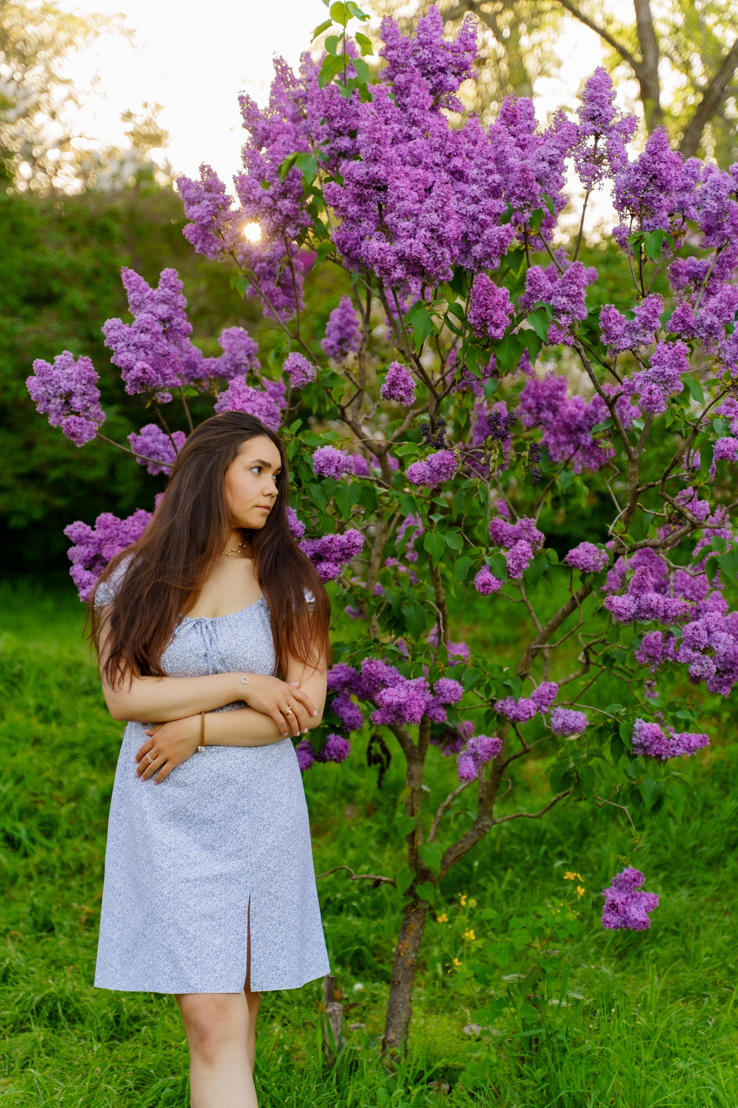 Сімейна фотосесія в бузку Київ. Сімейний фотограф Київ Наталія Шкаврон
